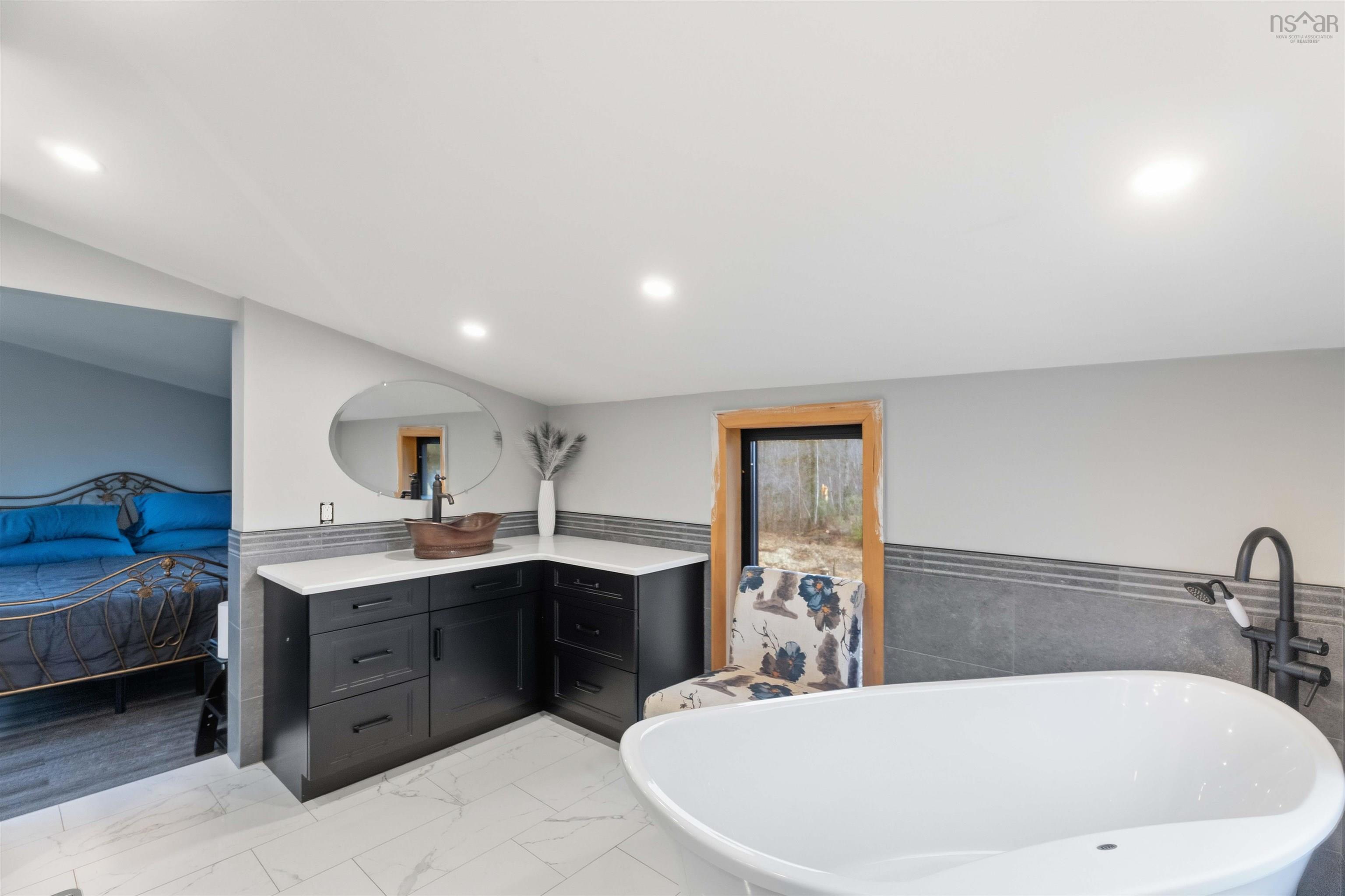 $449,000.00: 319 Brow Of Mountain Road, Mountain Front
