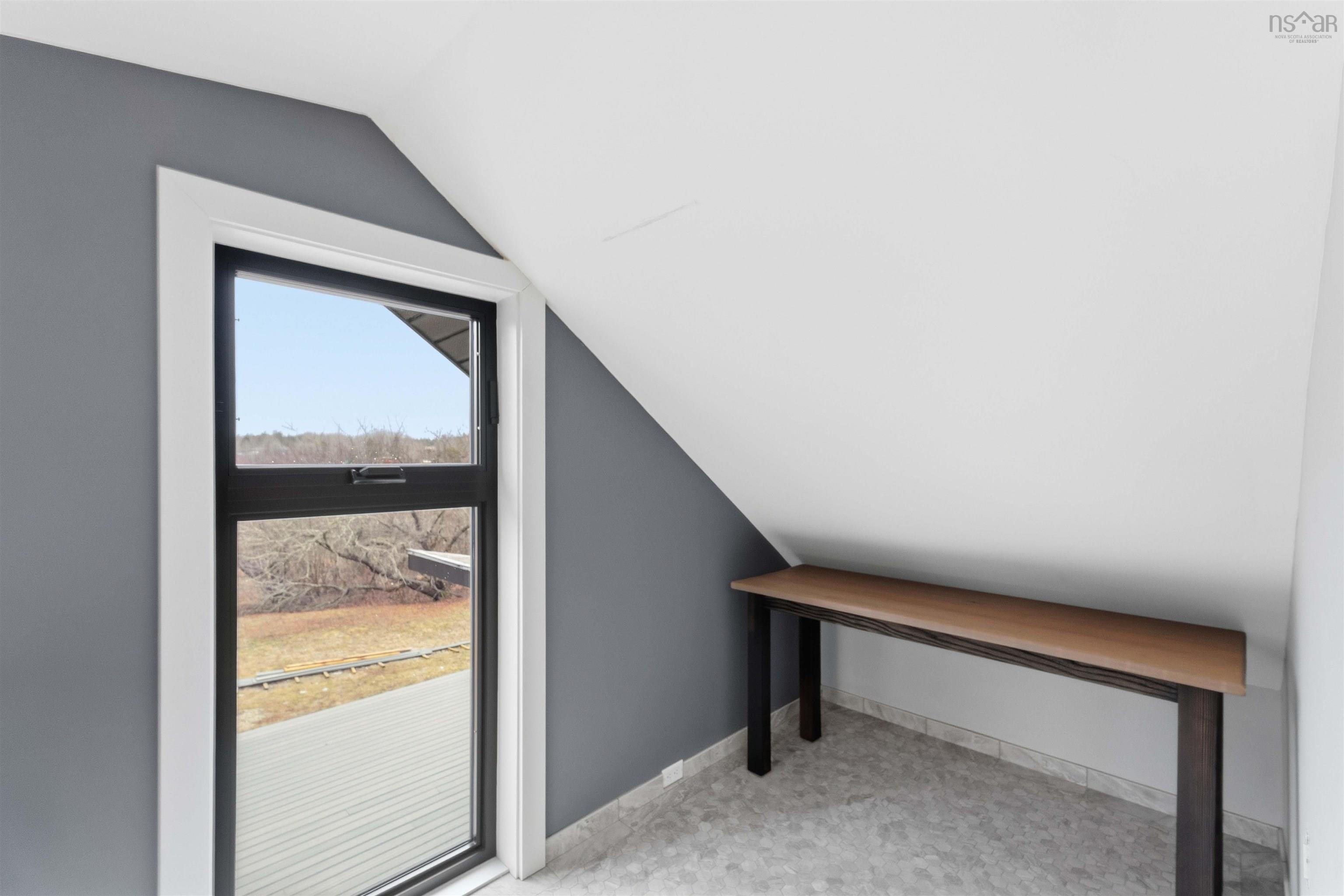 $449,000.00: 319 Brow Of Mountain Road, Mountain Front