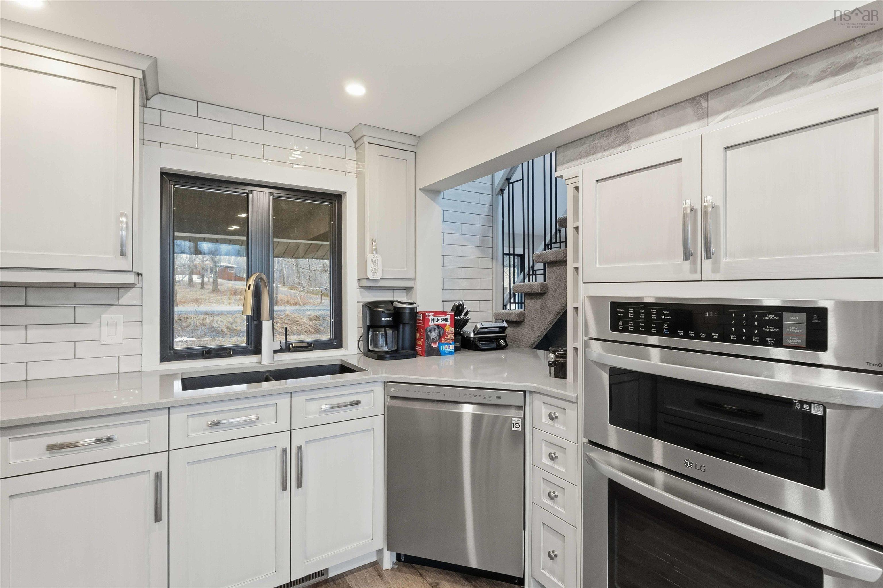 $449,000.00: 319 Brow Of Mountain Road, Mountain Front