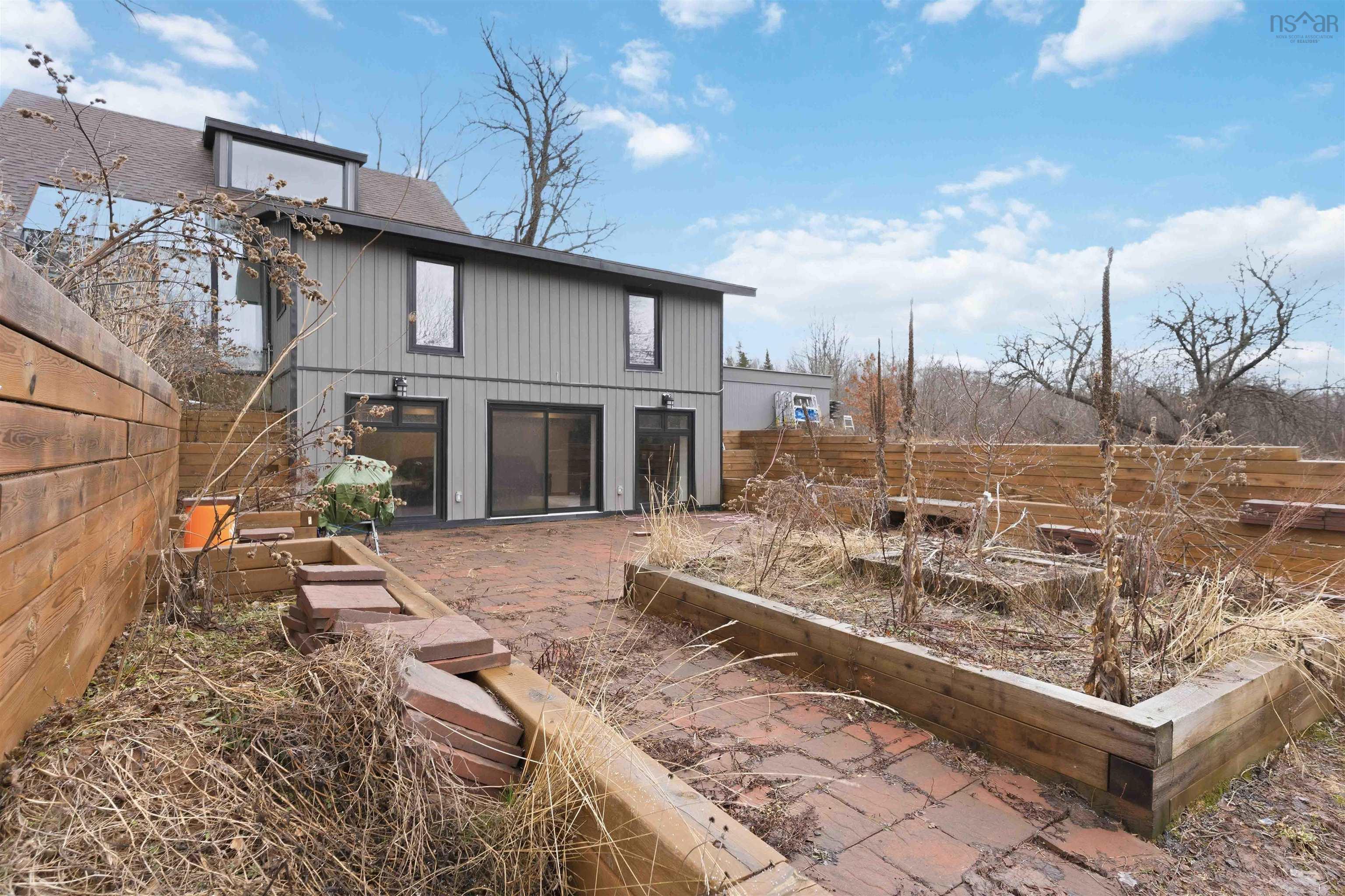 $449,000.00: 319 Brow Of Mountain Road, Mountain Front
