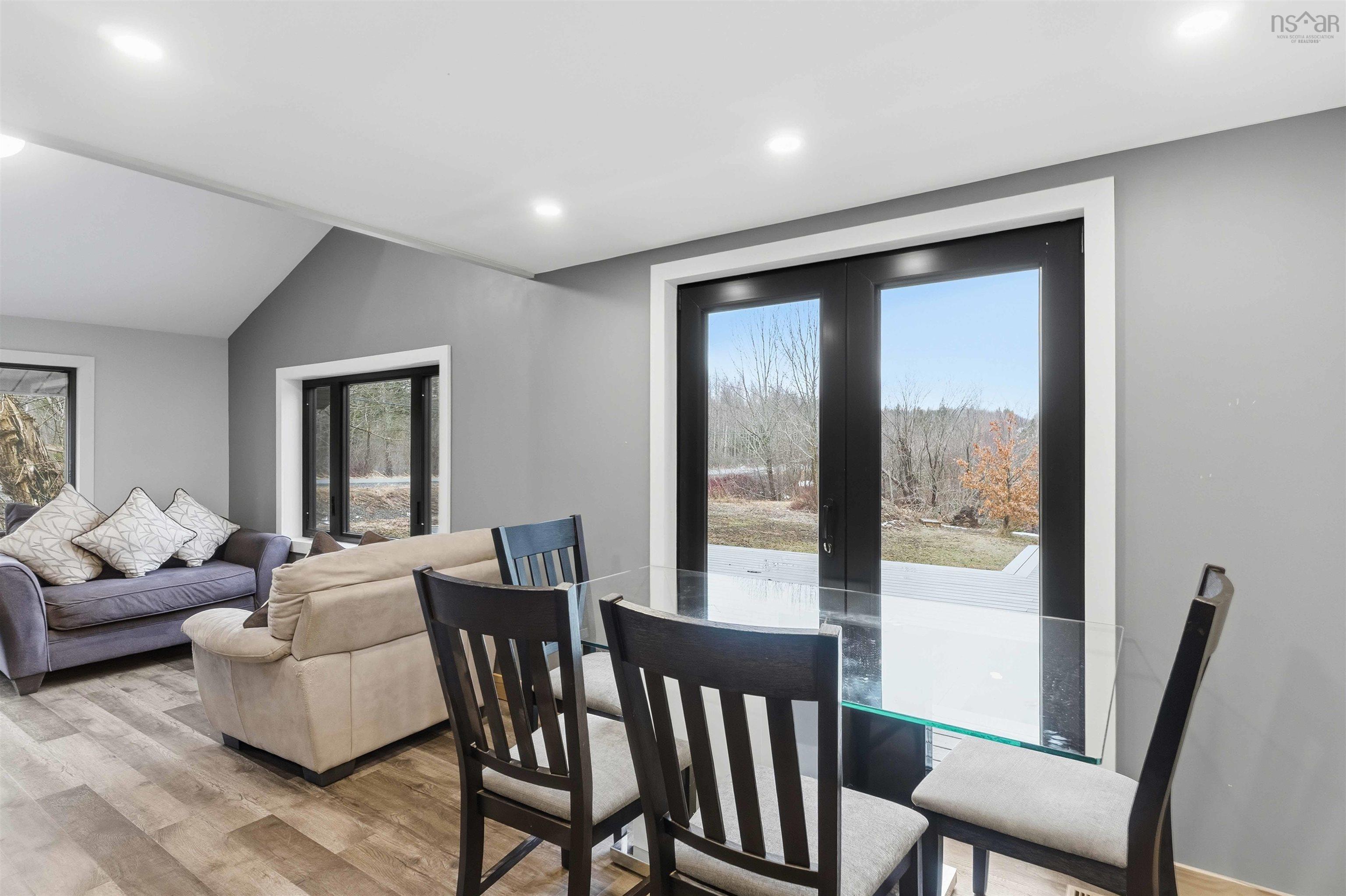 $449,000.00: 319 Brow Of Mountain Road, Mountain Front