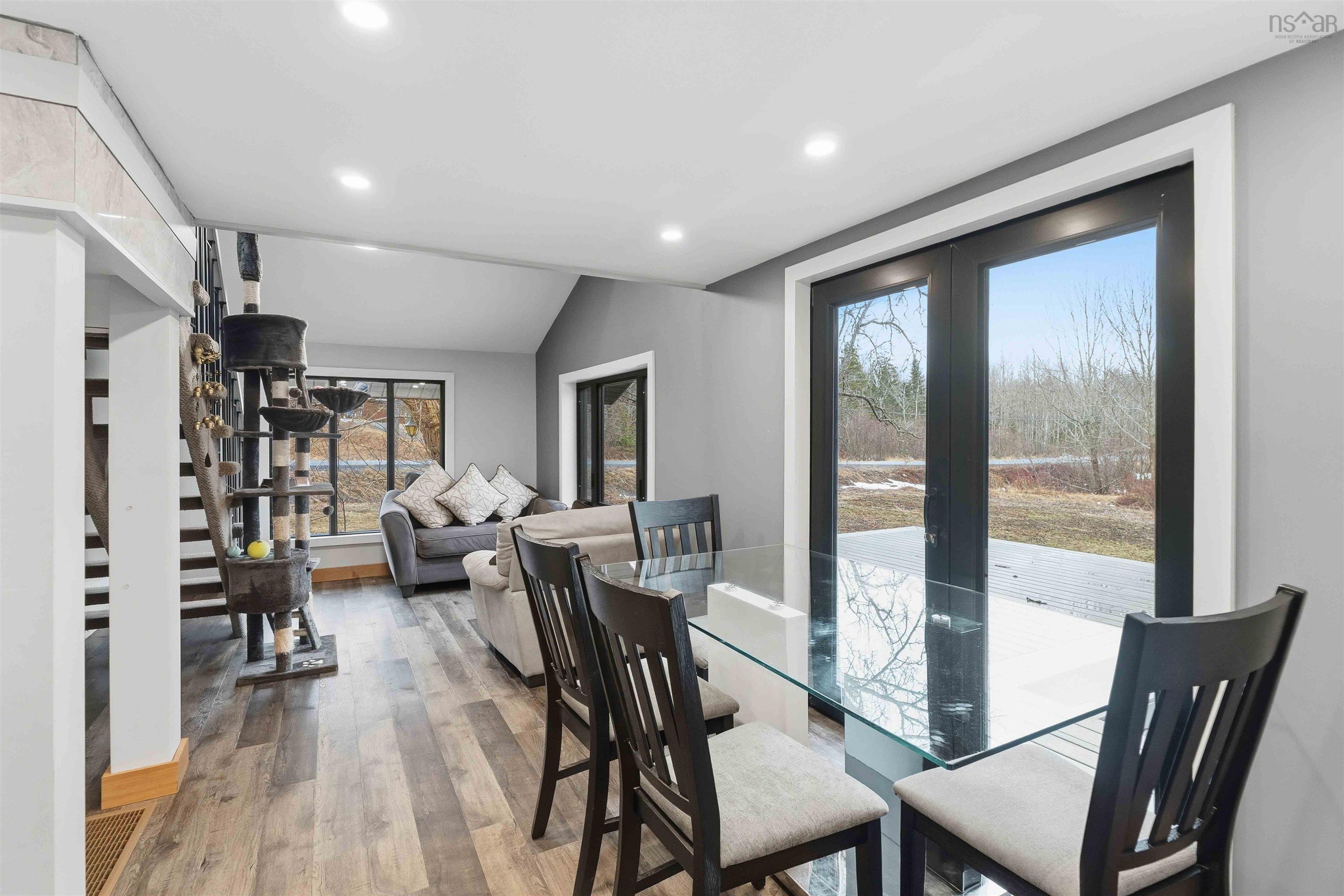 $449,000.00: 319 Brow Of Mountain Road, Mountain Front