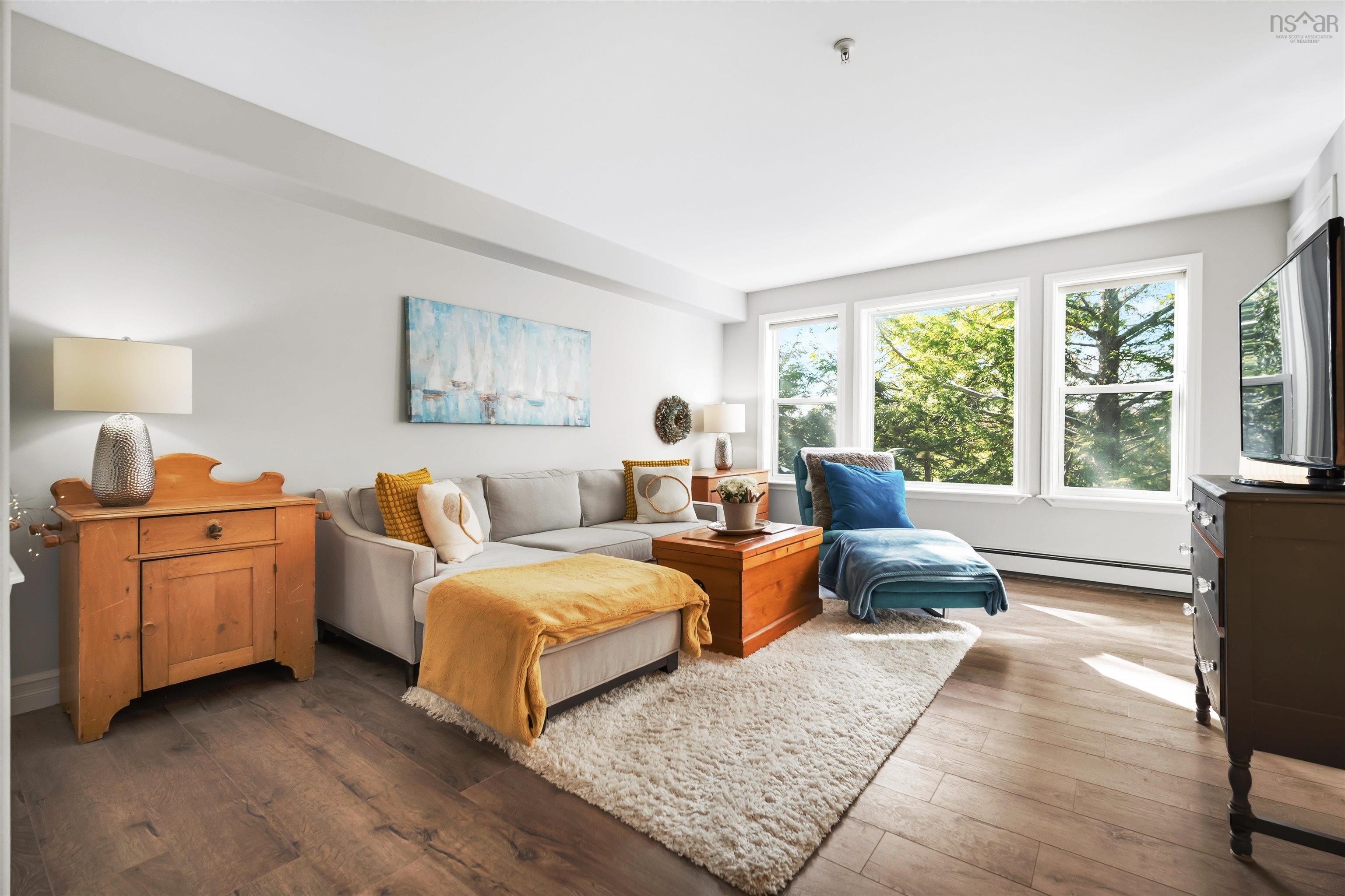 310 2 Lake Drive, Bedford, NS (MLS 202605805)