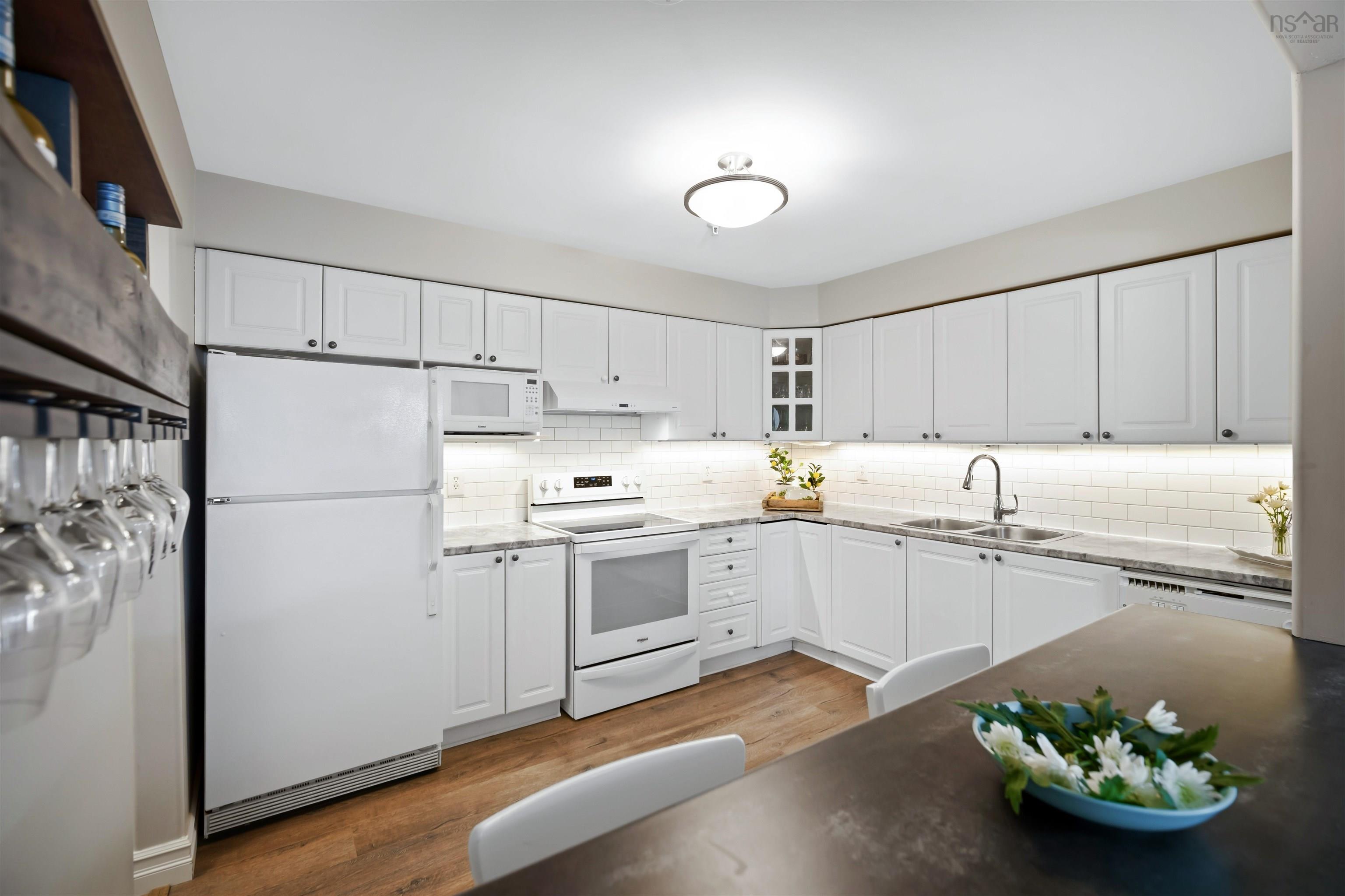 310 2 Lake Drive, Bedford, NS (MLS 202605805)