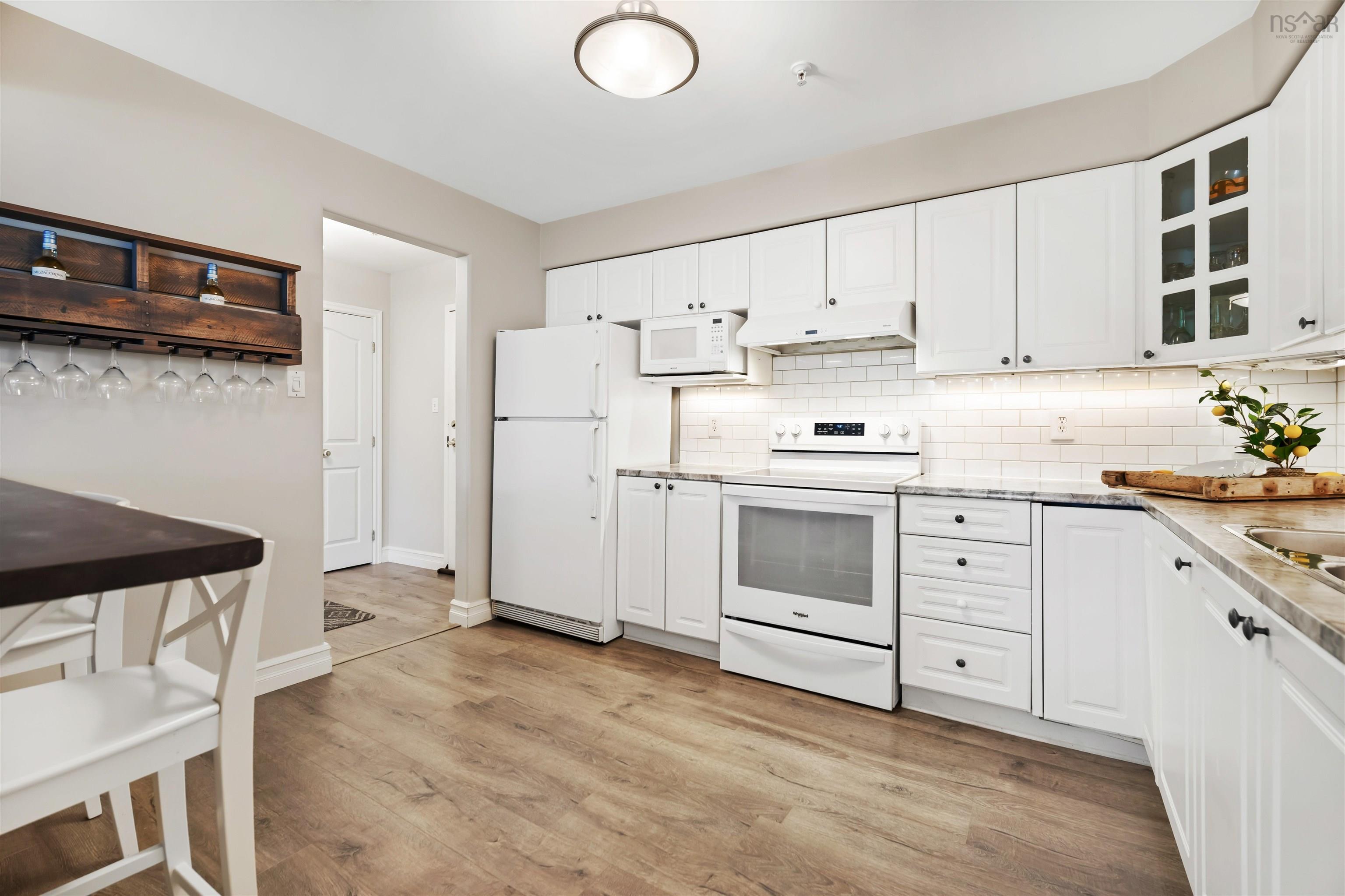 310 2 Lake Drive, Bedford, NS (MLS 202605805)