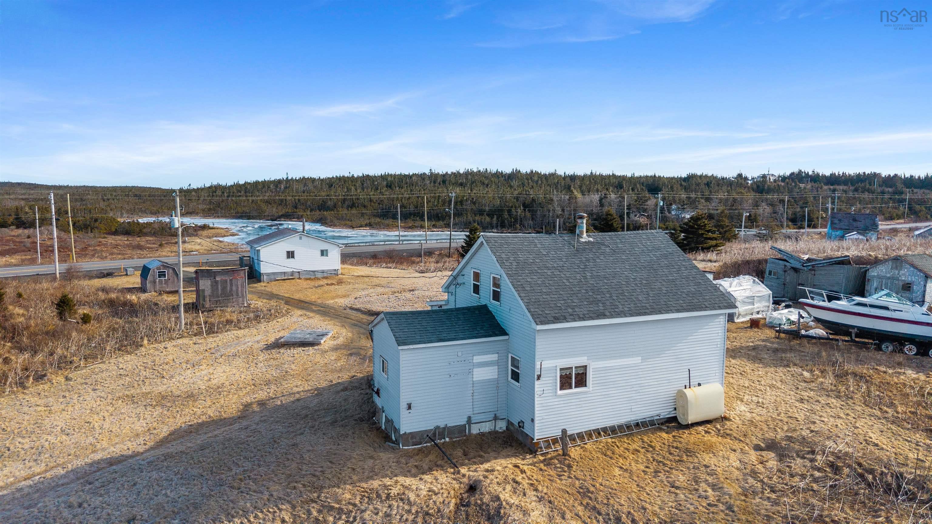 $150,000.00: 2145 316 Highway, Port Felix
