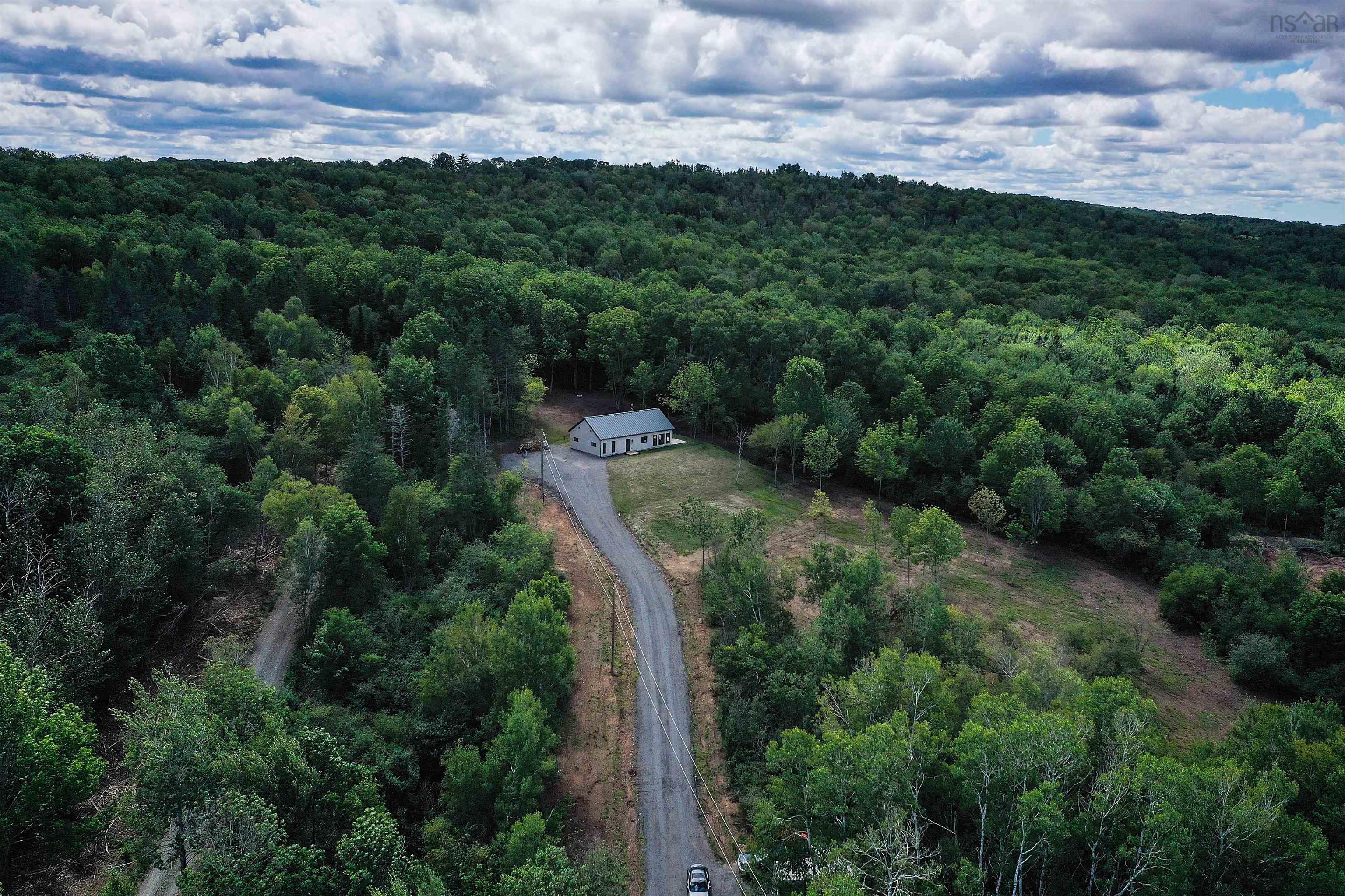 $699,000.00: 800 BLUFF Road, Lockhartville