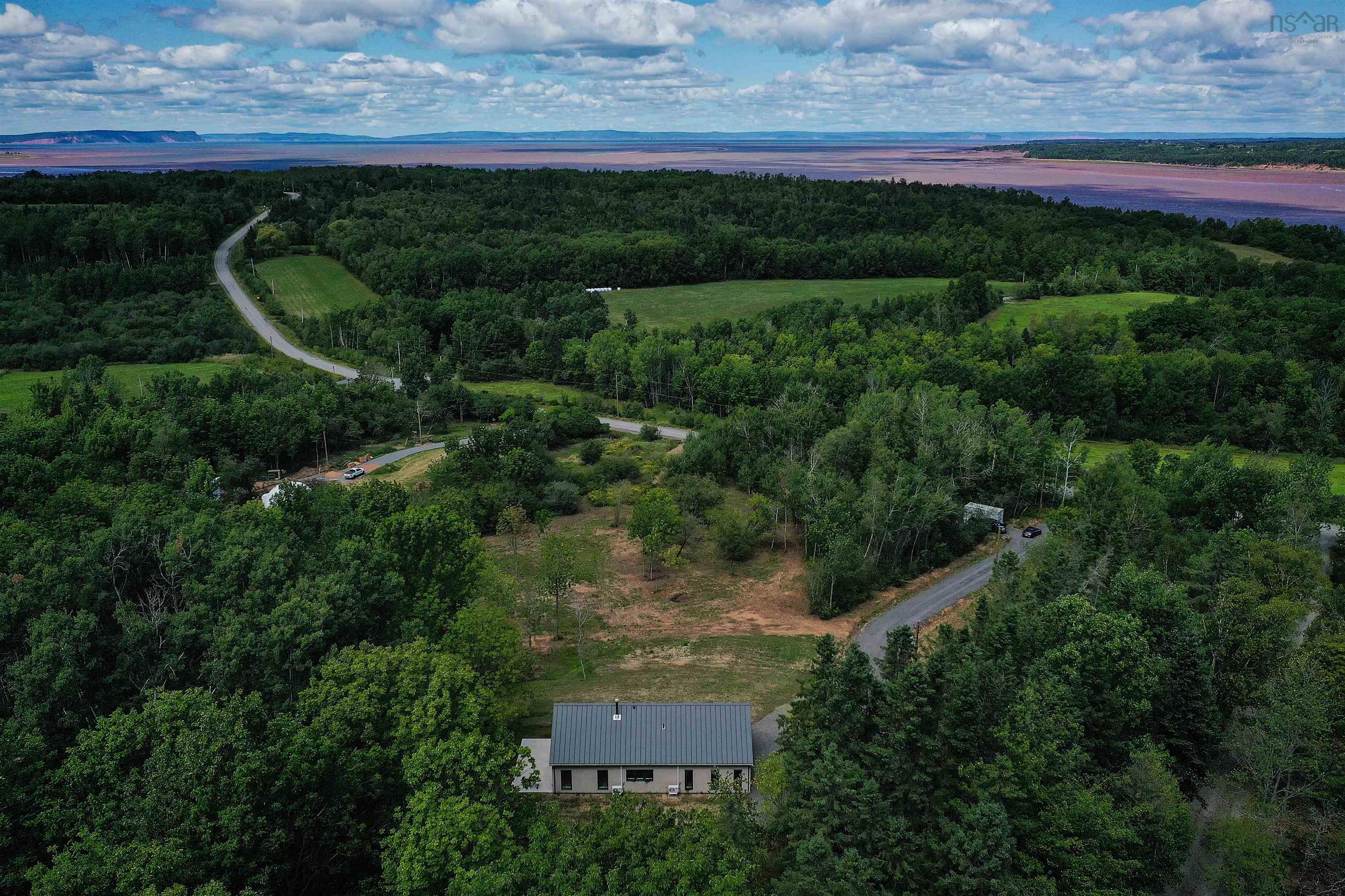 $699,000.00: 800 BLUFF Road, Lockhartville