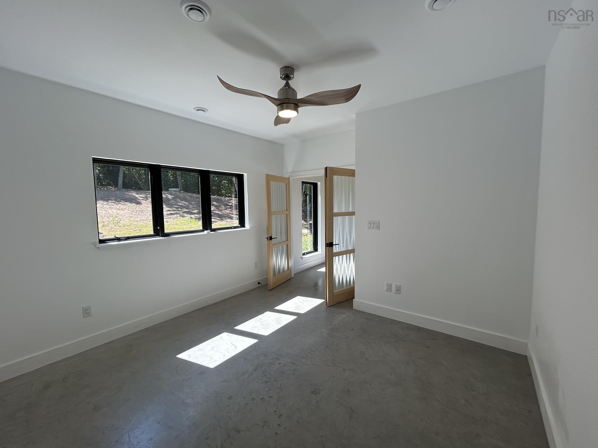 $699,000.00: 800 BLUFF Road, Lockhartville