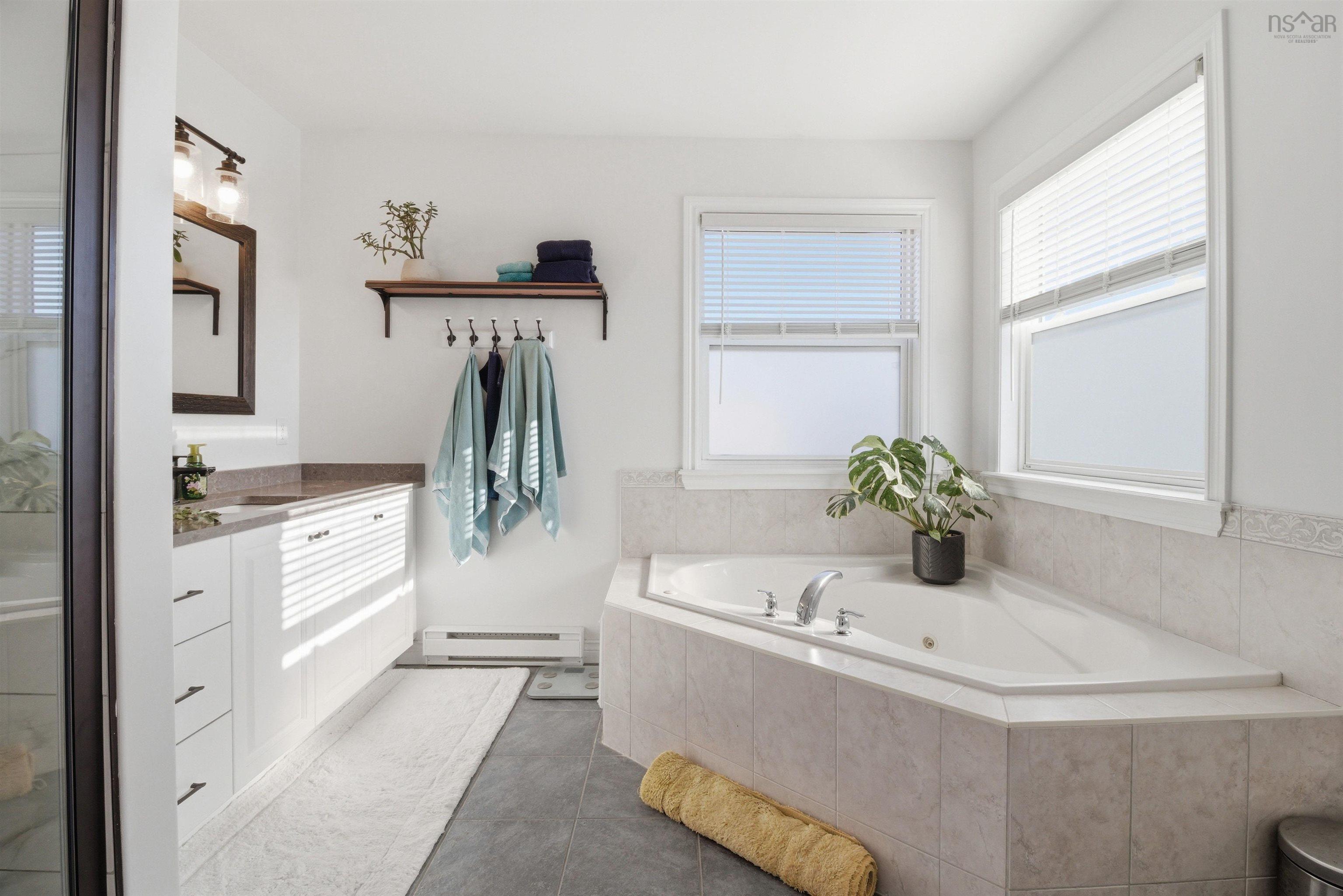 46 Rockpoint Court, Bedford, NS (MLS 202605828)