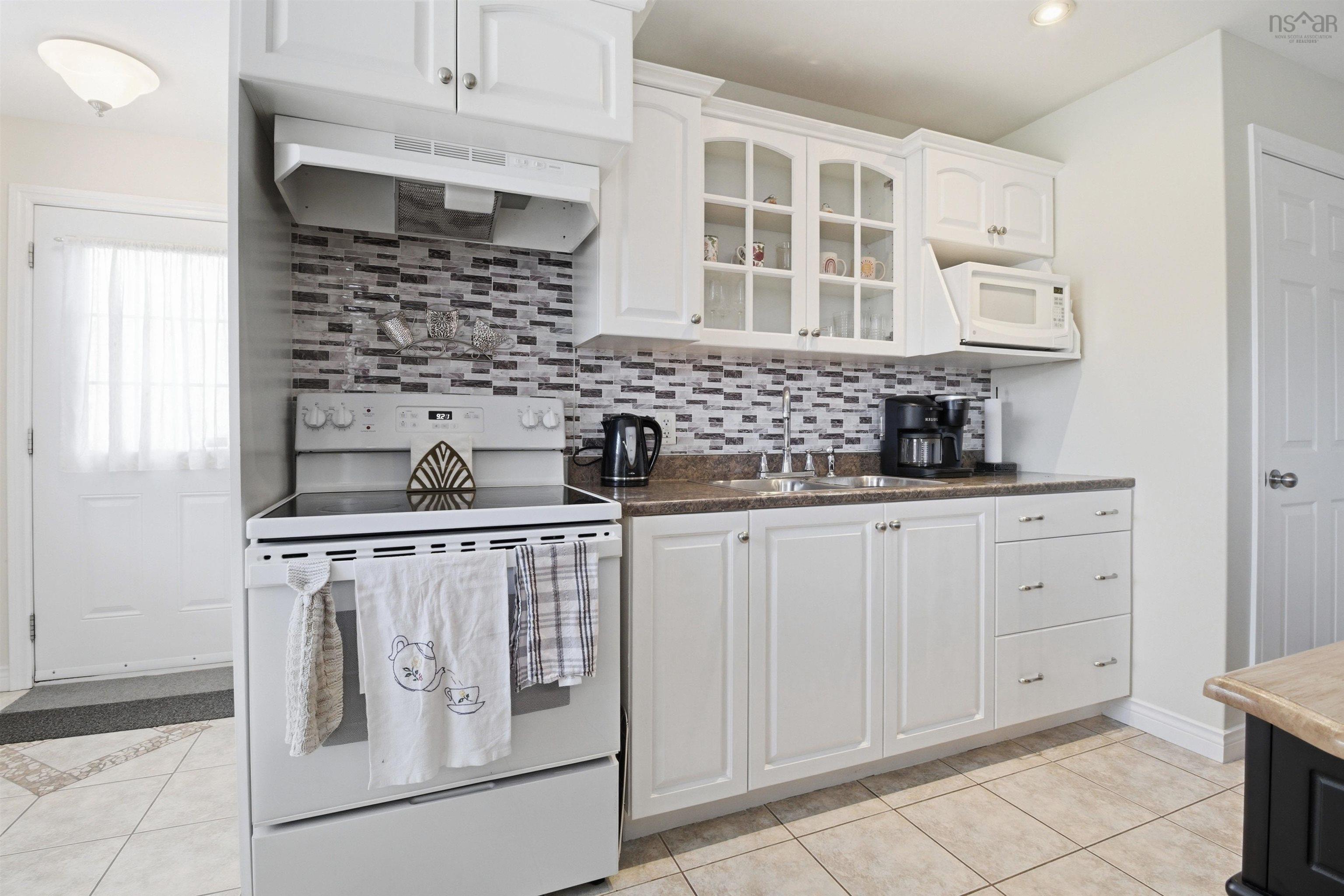 46 Rockpoint Court, Bedford, NS (MLS 202605828)