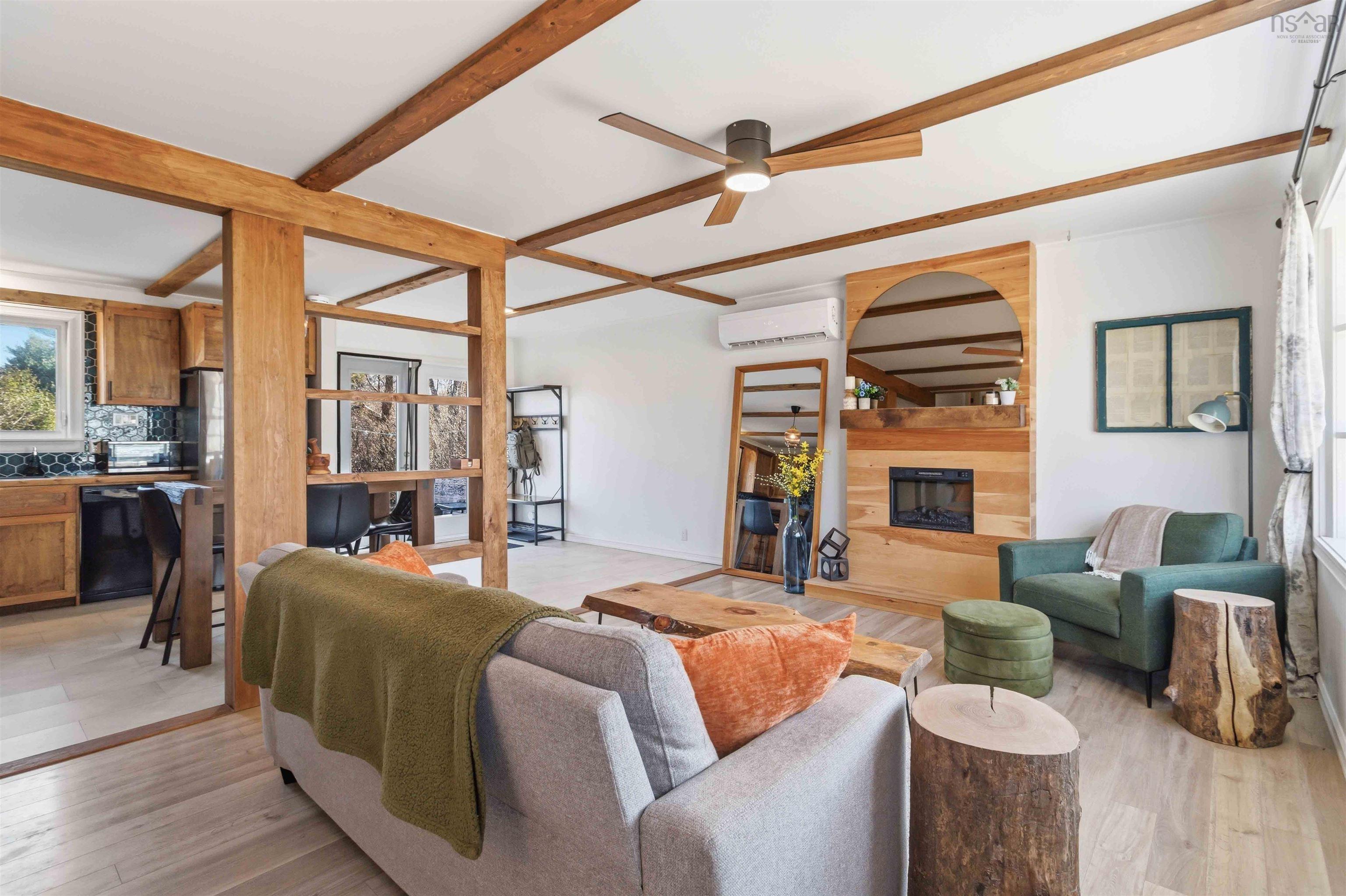 $420,000.00: 1615 Highway 331, Pleasantville