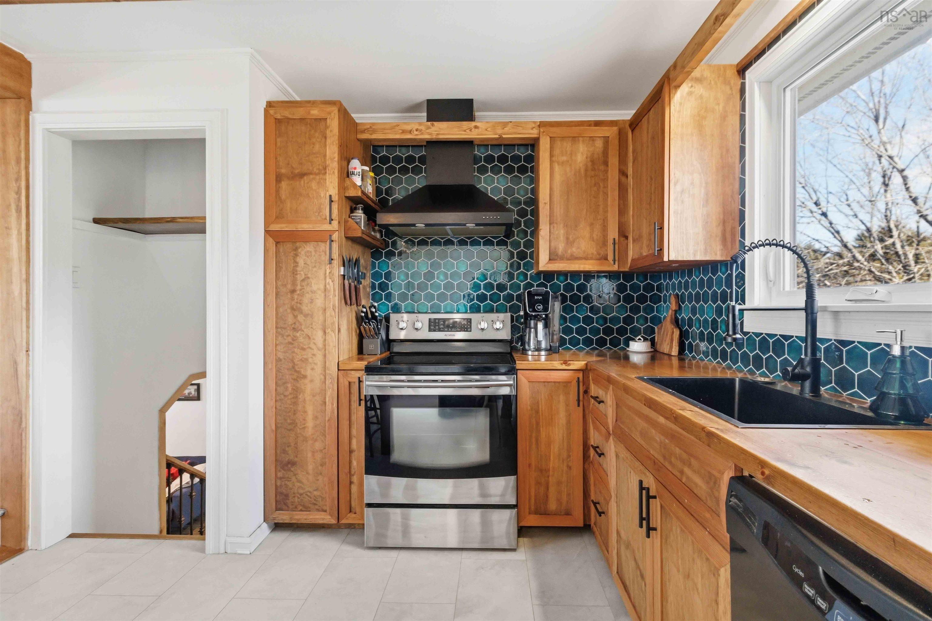 $420,000.00: 1615 Highway 331, Pleasantville