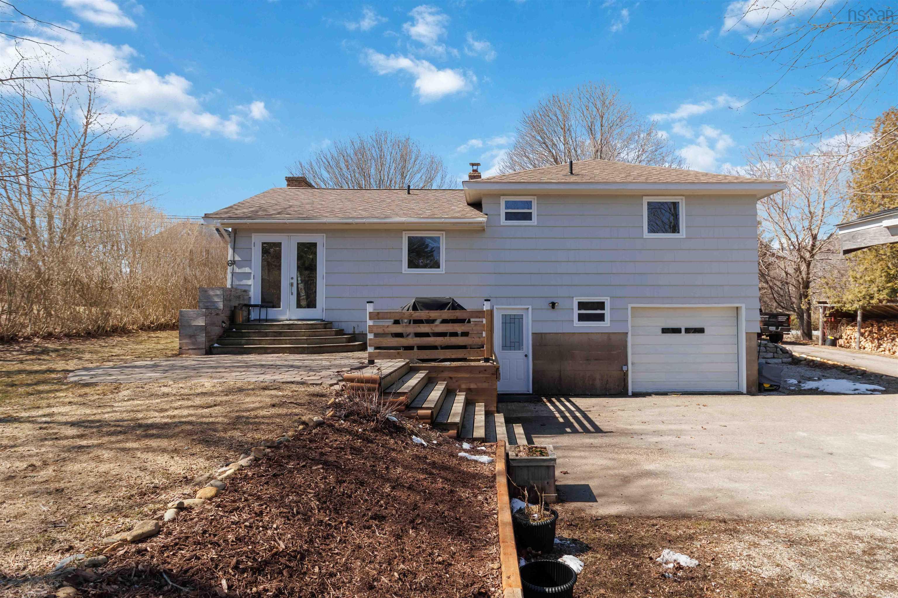 $420,000.00: 1615 Highway 331, Pleasantville