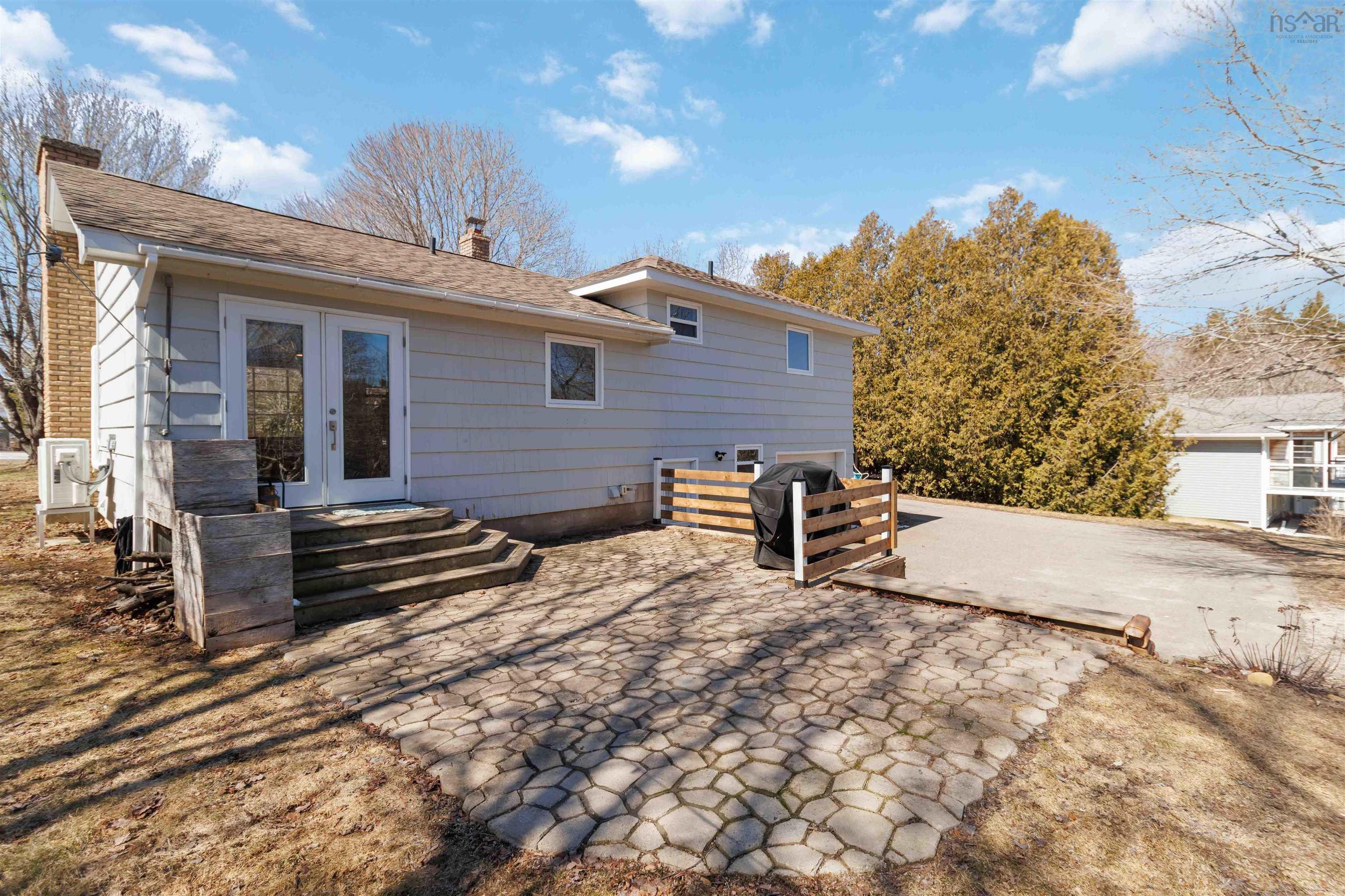$420,000.00: 1615 Highway 331, Pleasantville