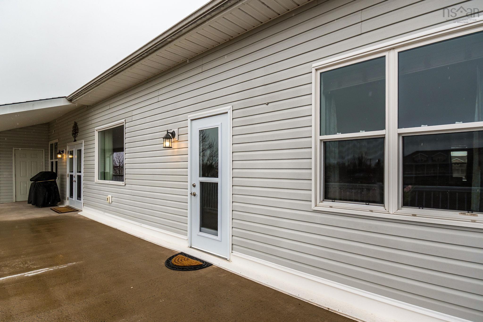 $789,900.00: 302 42 Bigelow Street, Wolfville