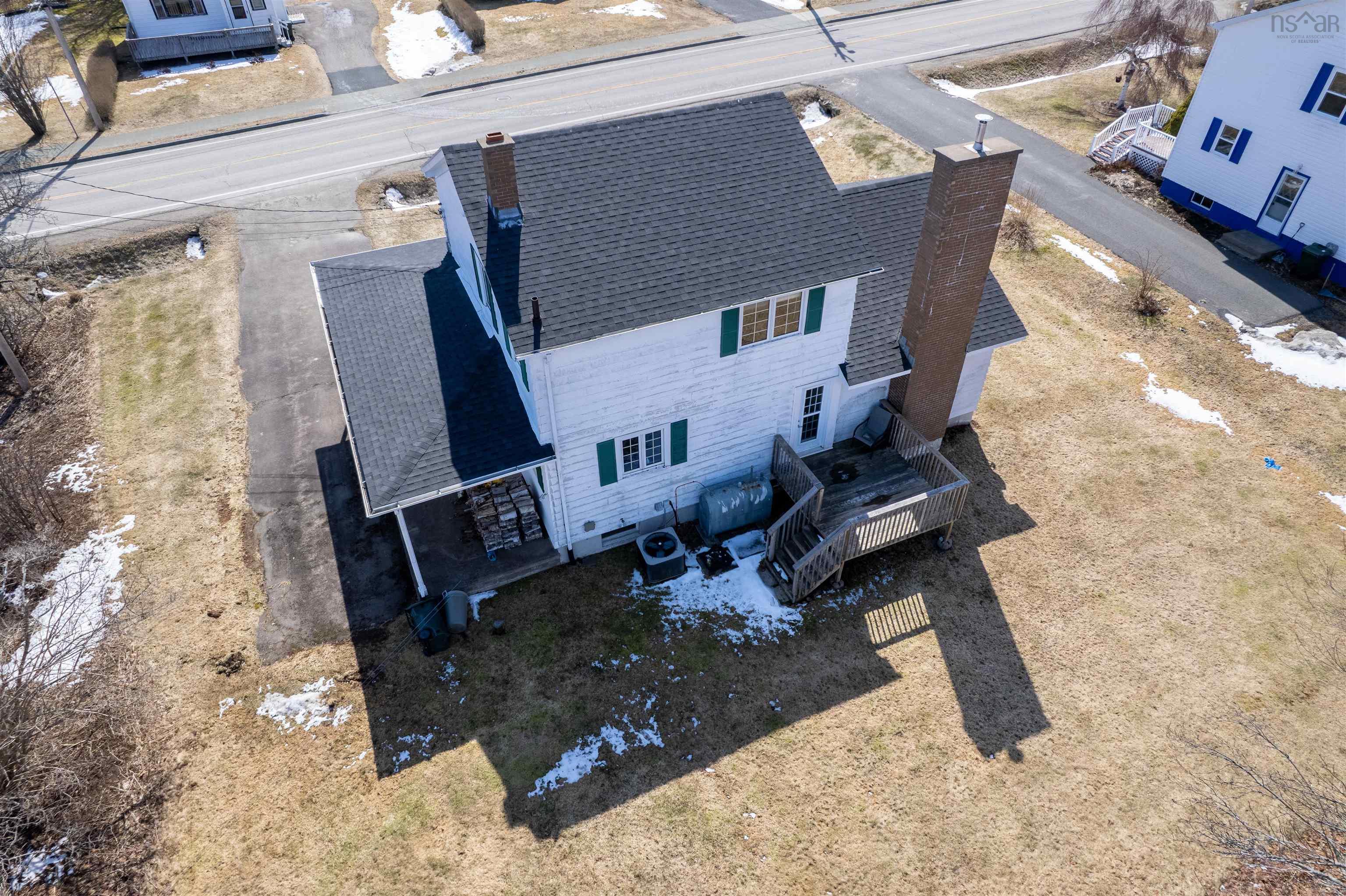 $279,900.00: 992 Westmount Road, Westmount