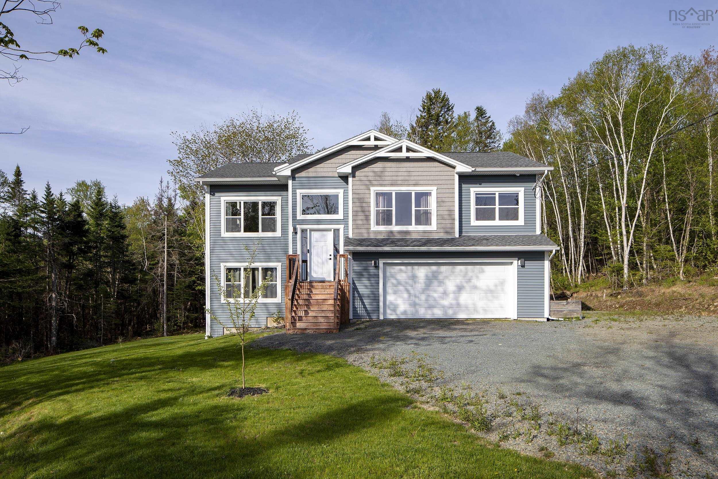 $699,000.00: 86 Jorphie Drive, Lewis Lake