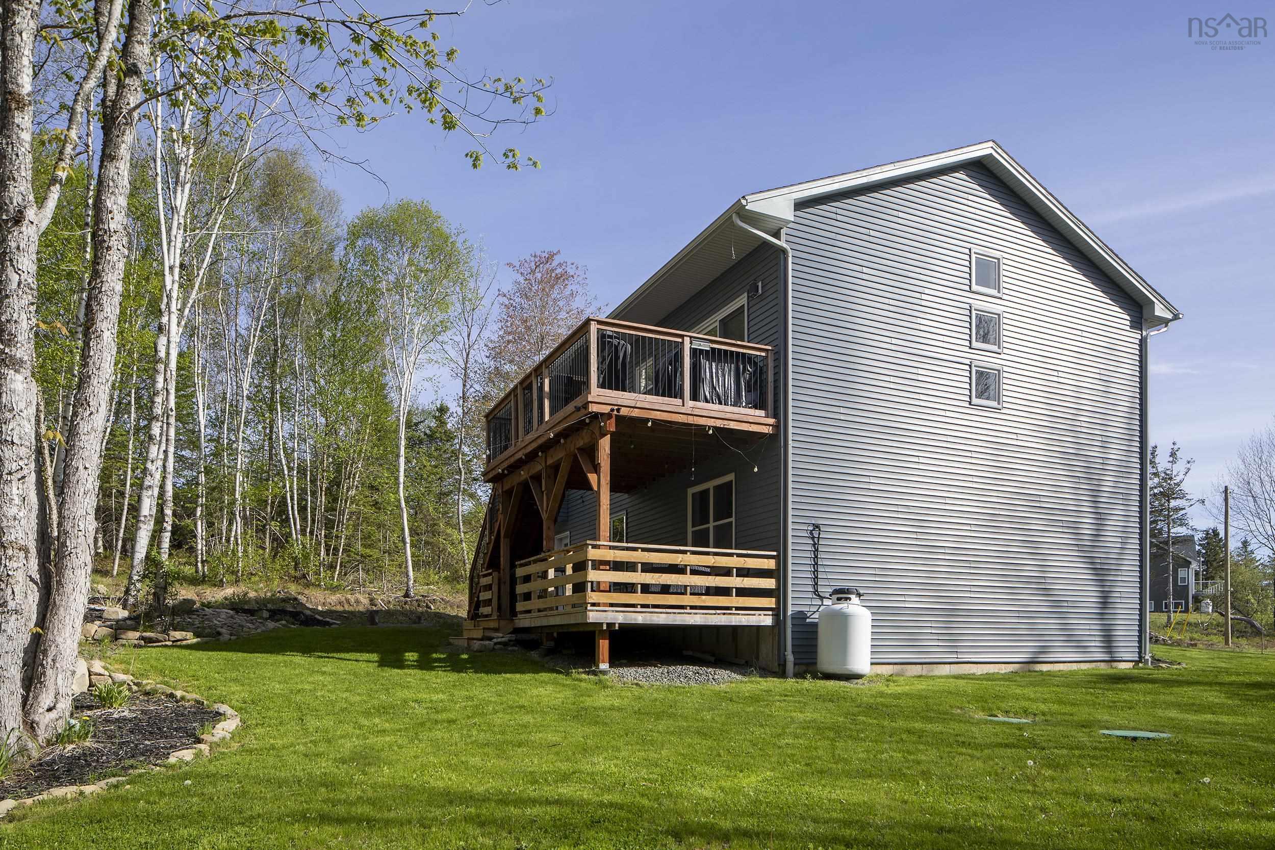 $699,000.00: 86 Jorphie Drive, Lewis Lake