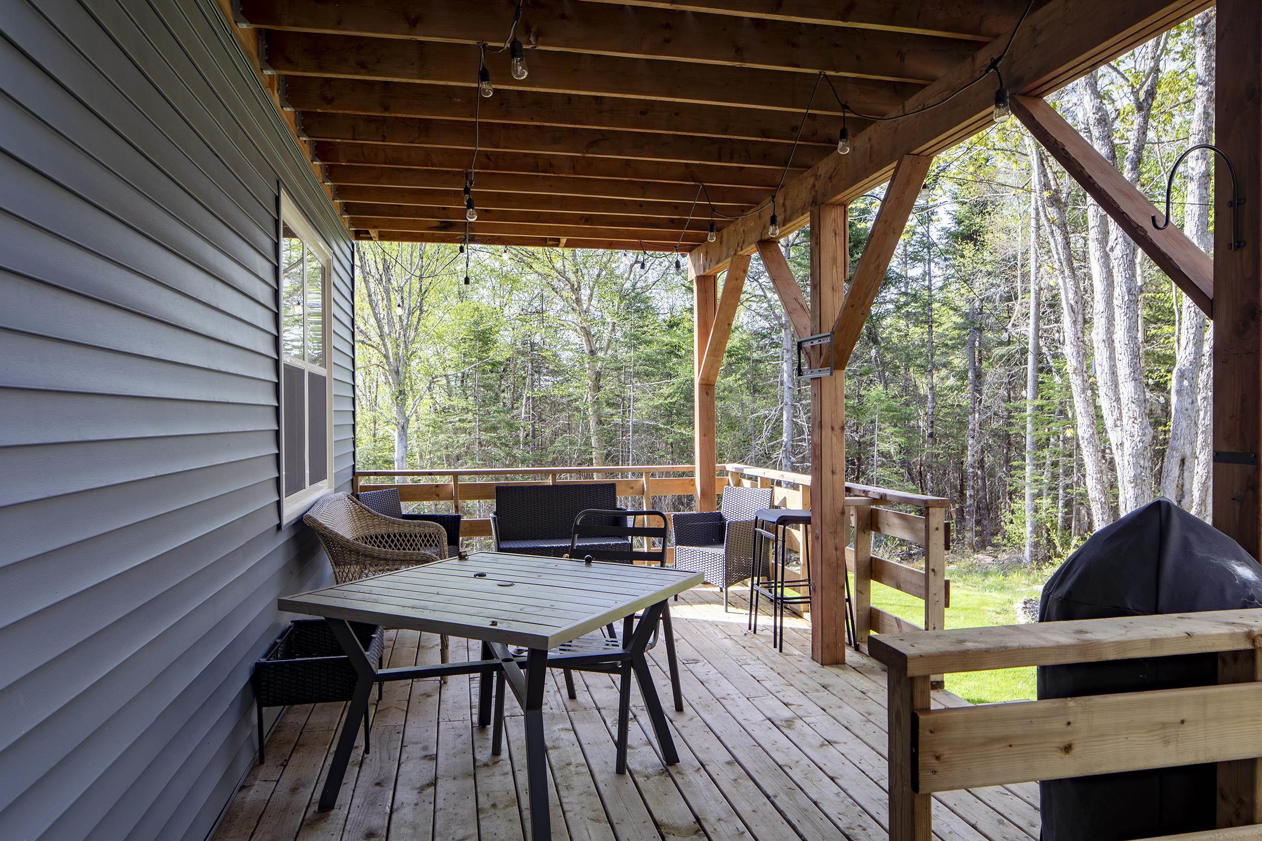 $699,000.00: 86 Jorphie Drive, Lewis Lake