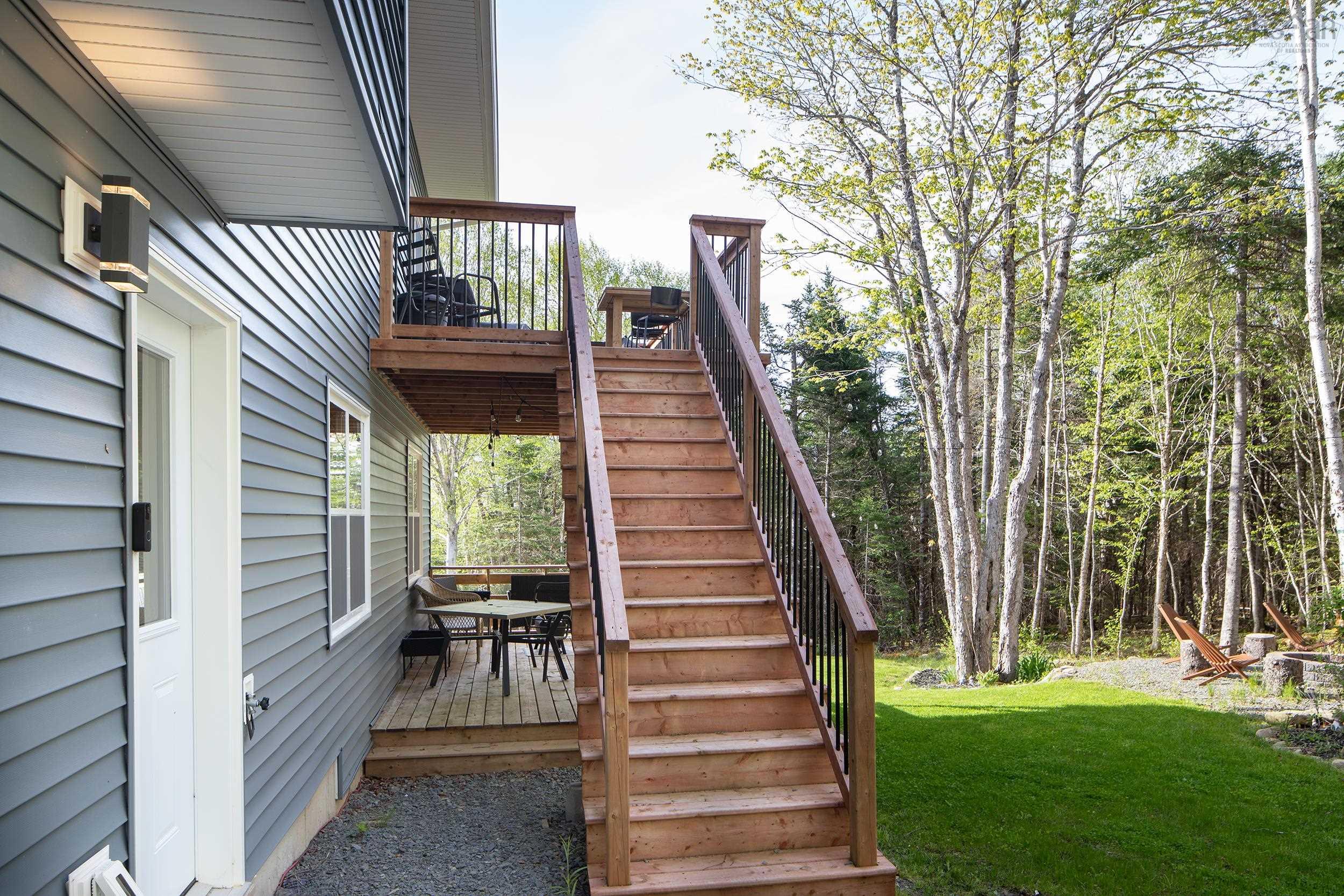$699,000.00: 86 Jorphie Drive, Lewis Lake