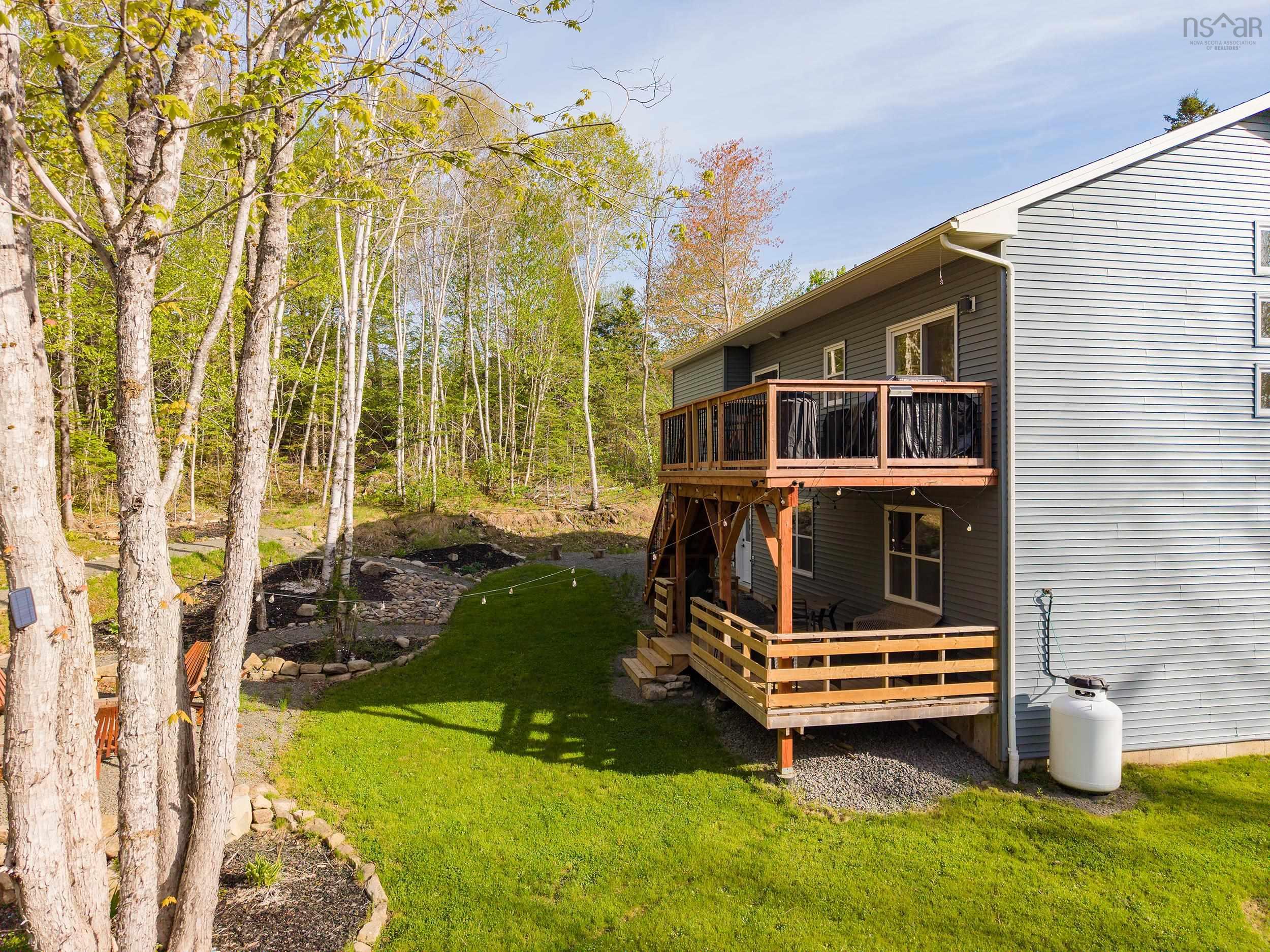 $699,000.00: 86 Jorphie Drive, Lewis Lake