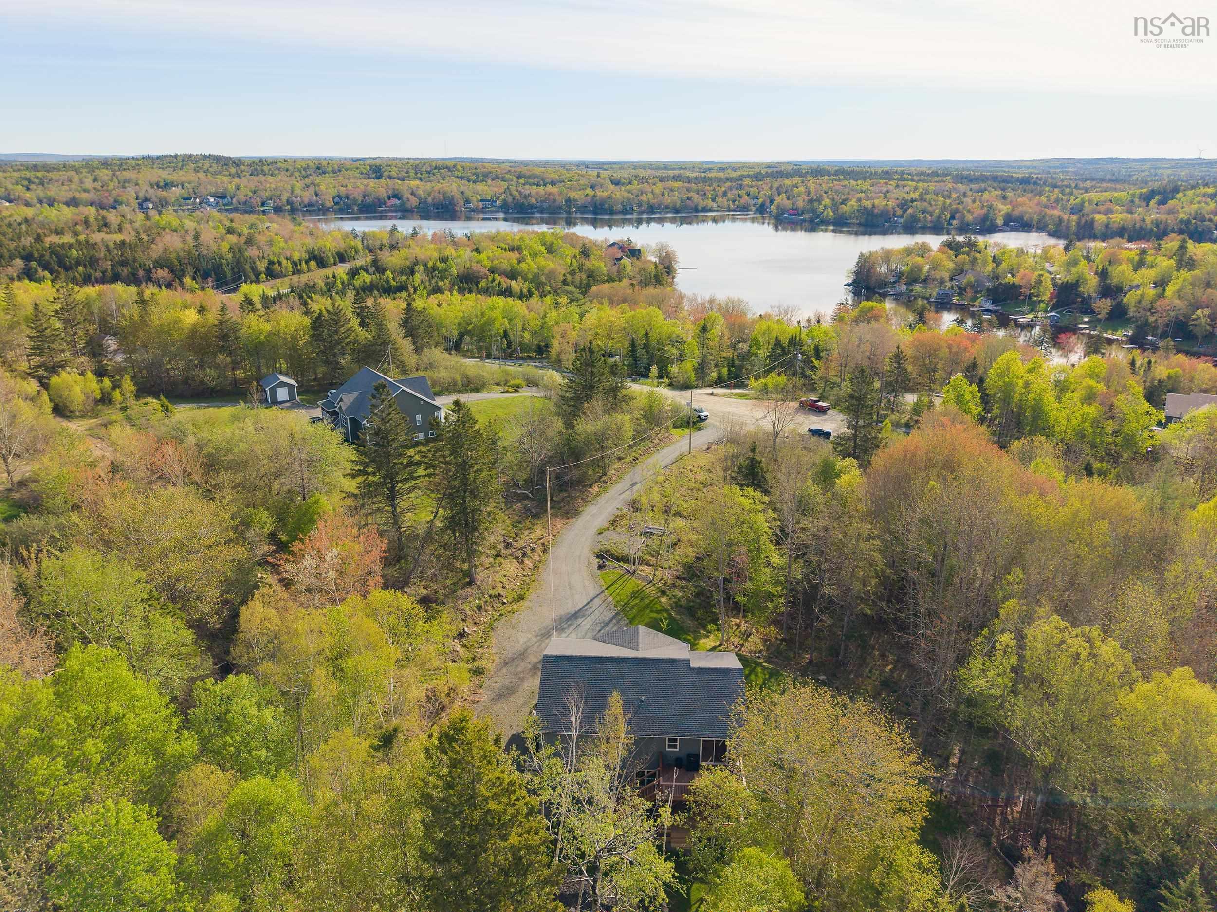 $699,000.00: 86 Jorphie Drive, Lewis Lake