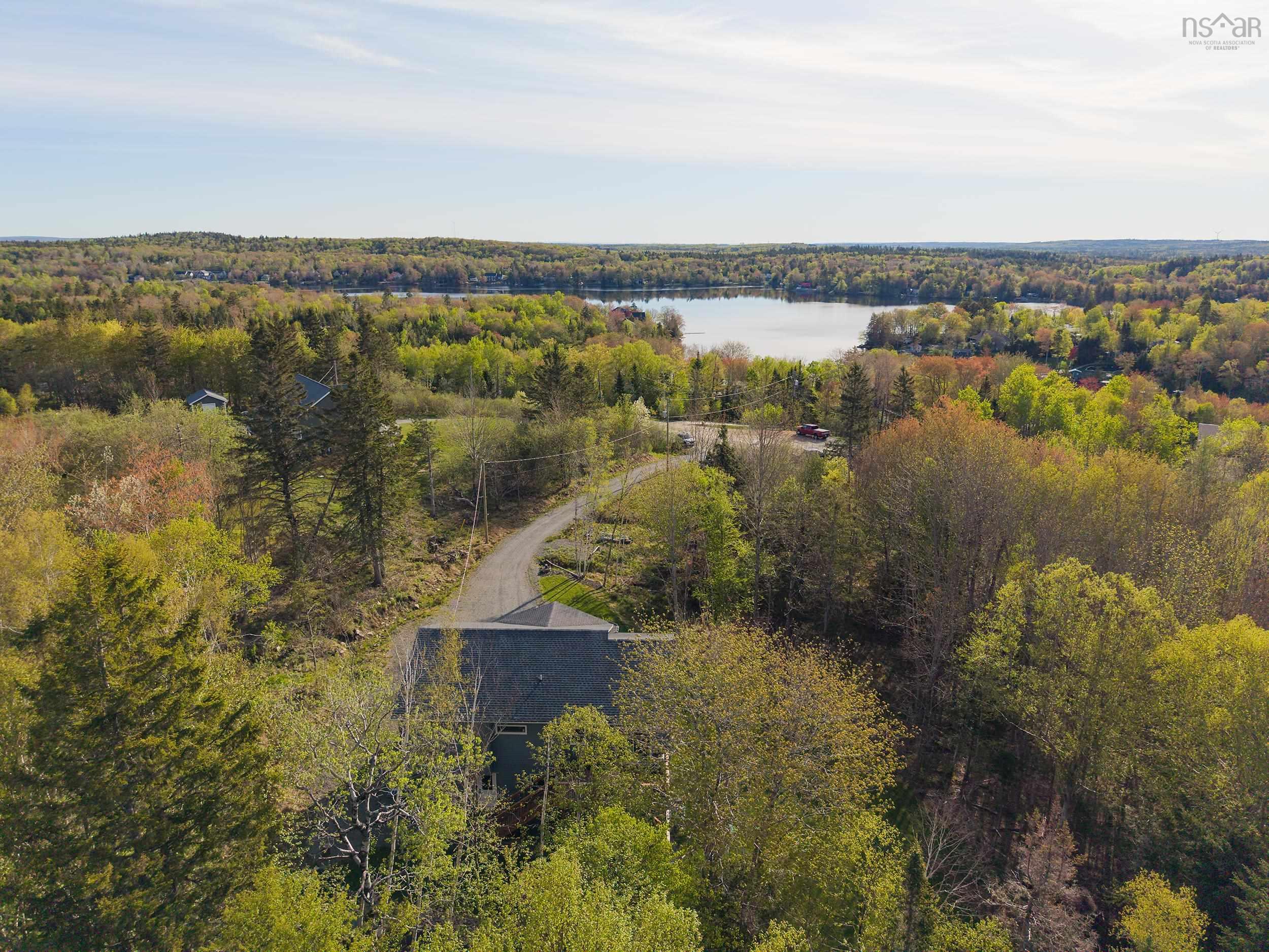 $699,000.00: 86 Jorphie Drive, Lewis Lake