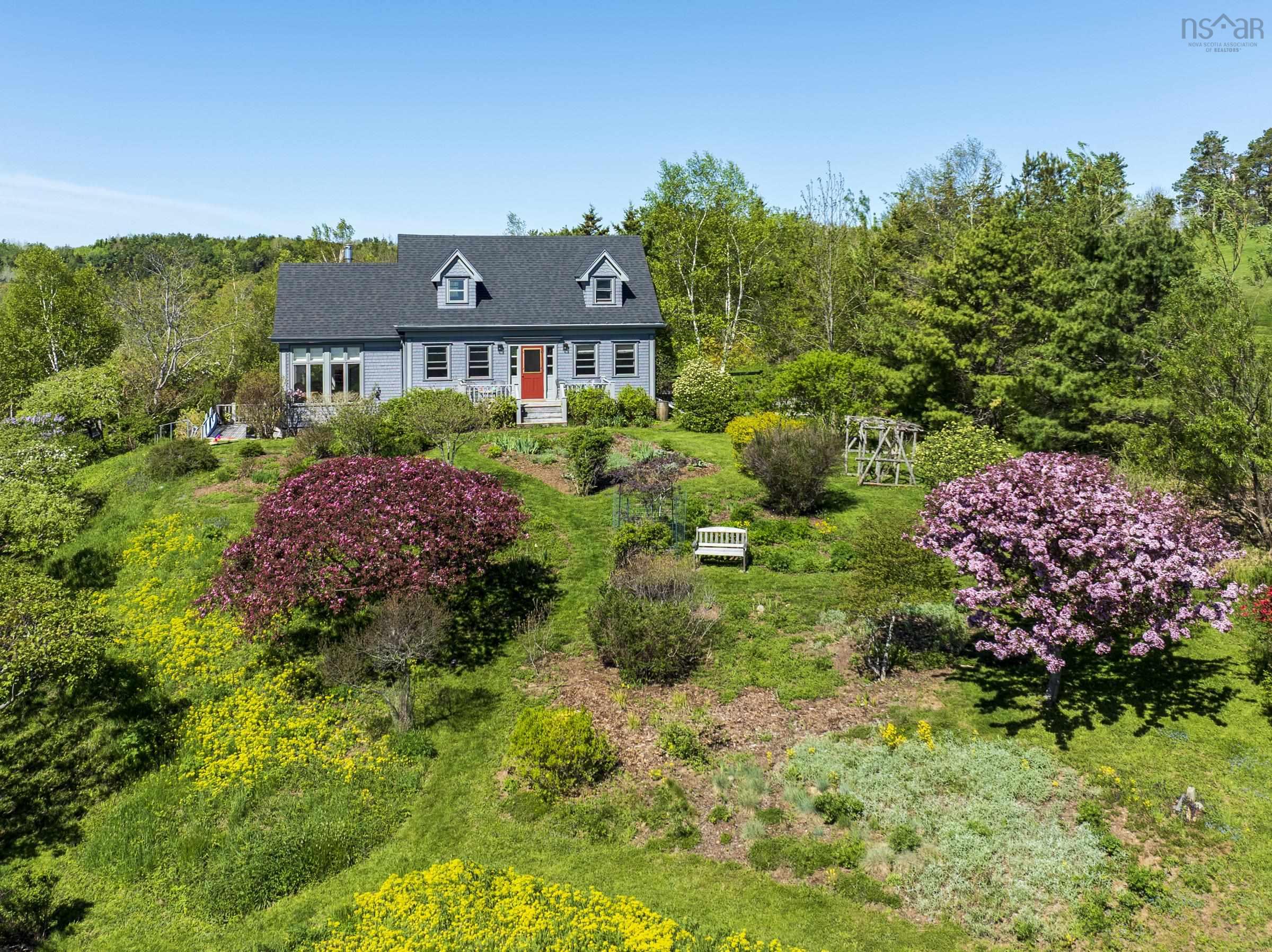 $995,000.00: 400 Maders Cove Road, Maders Cove