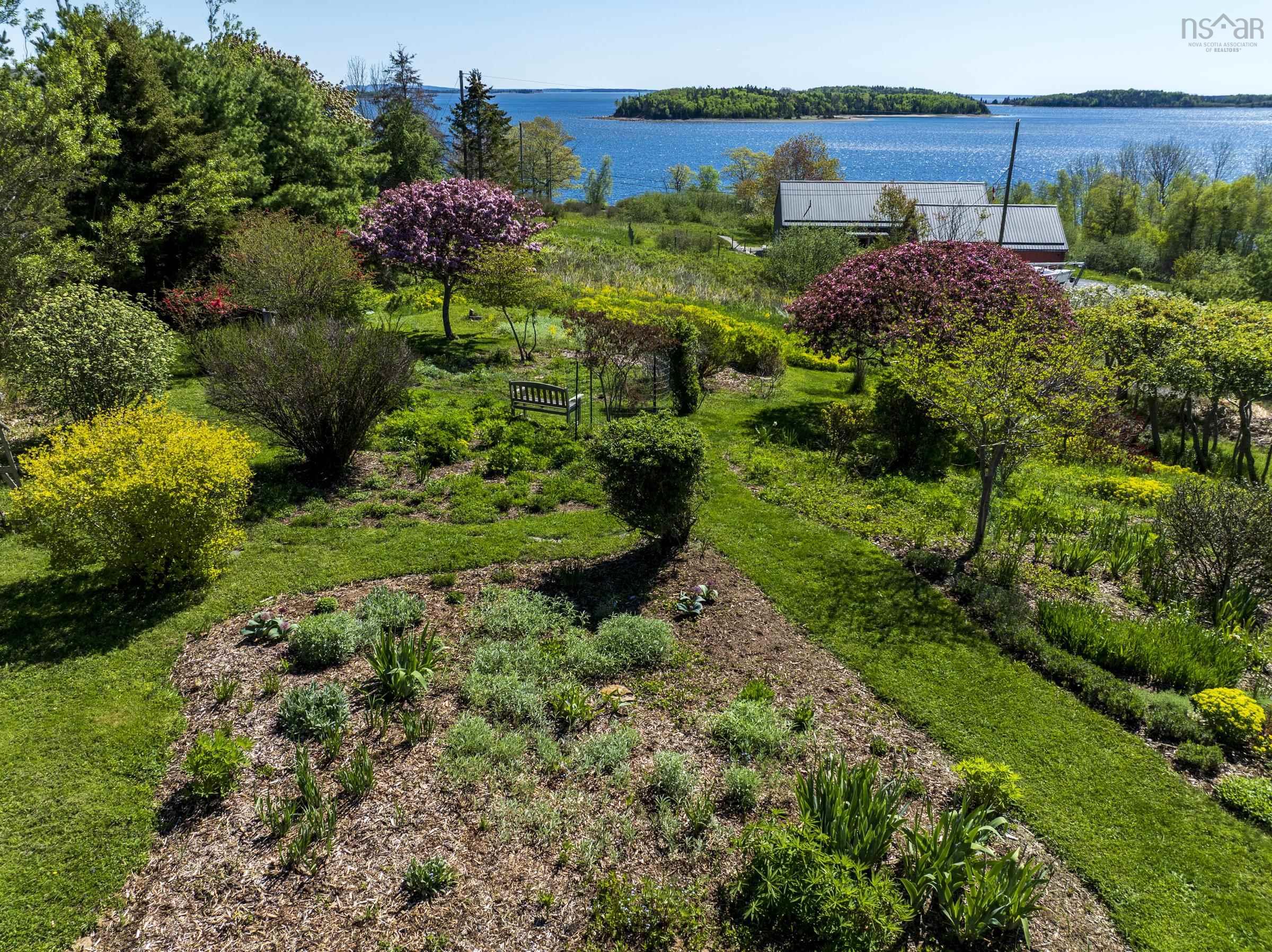 $995,000.00: 400 Maders Cove Road, Maders Cove