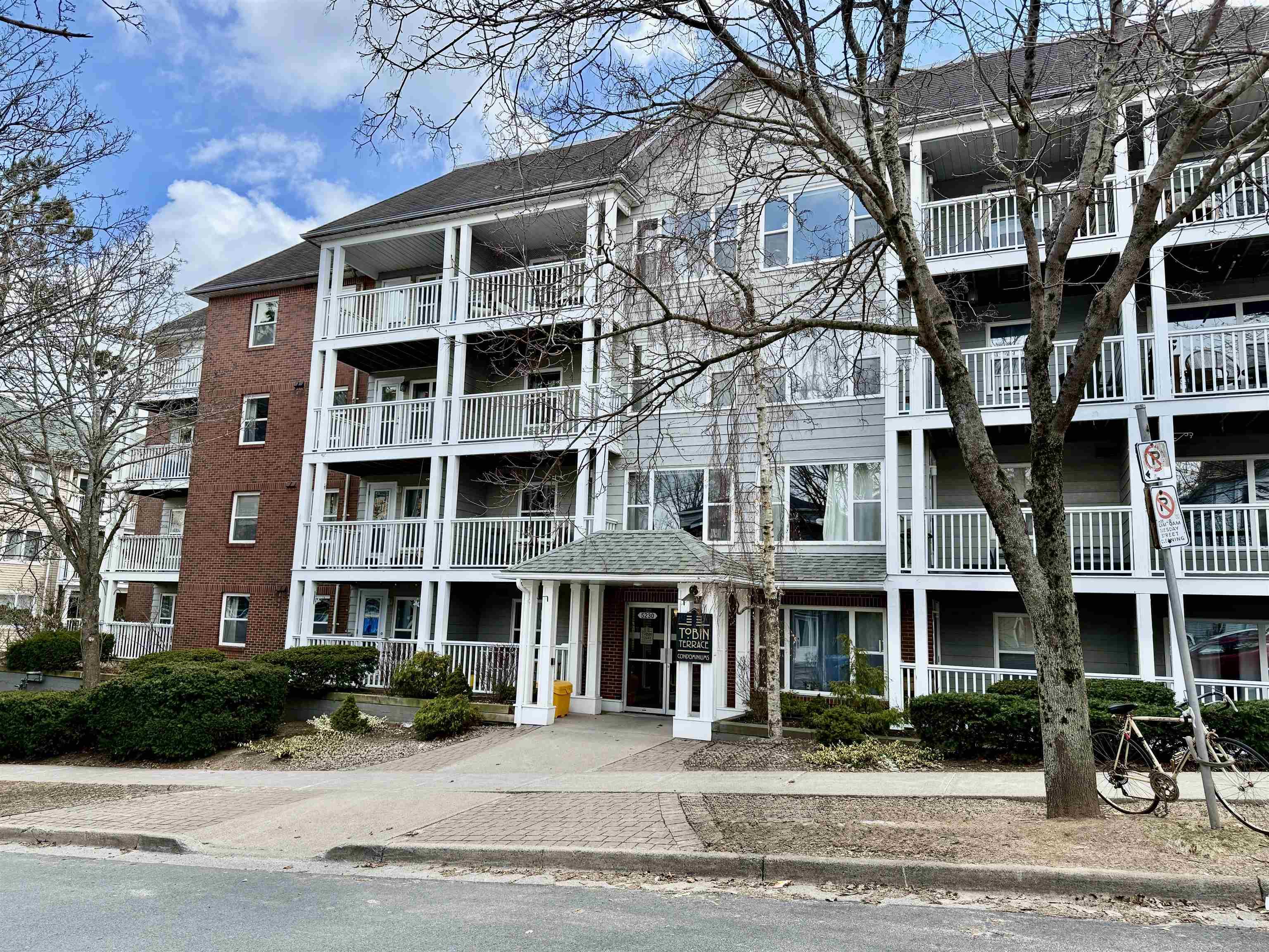 202 5230 Tobin Street, Halifax, NS (MLS® 202605877)