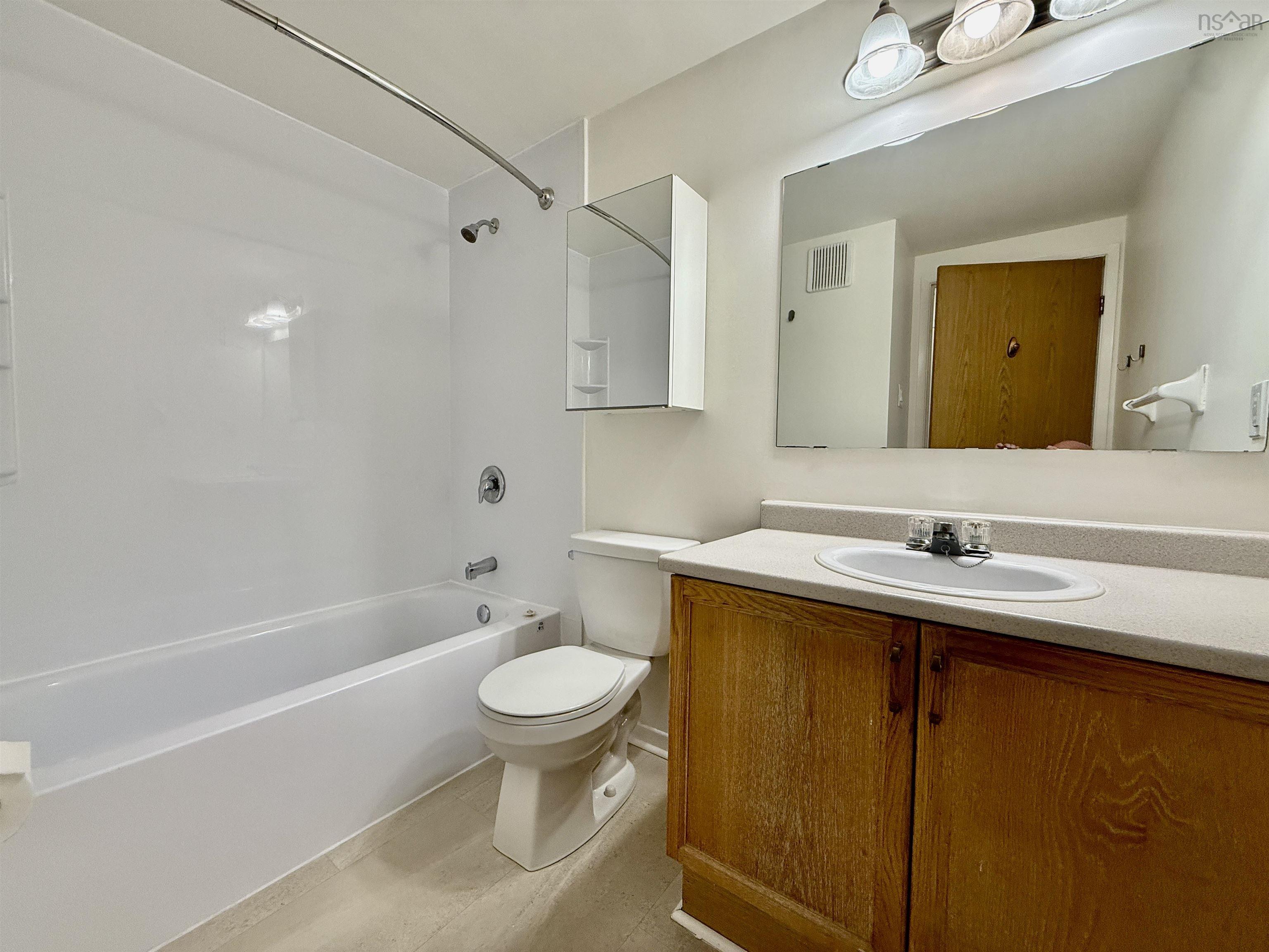 202 5230 Tobin Street, Halifax, NS (MLS 202605877)