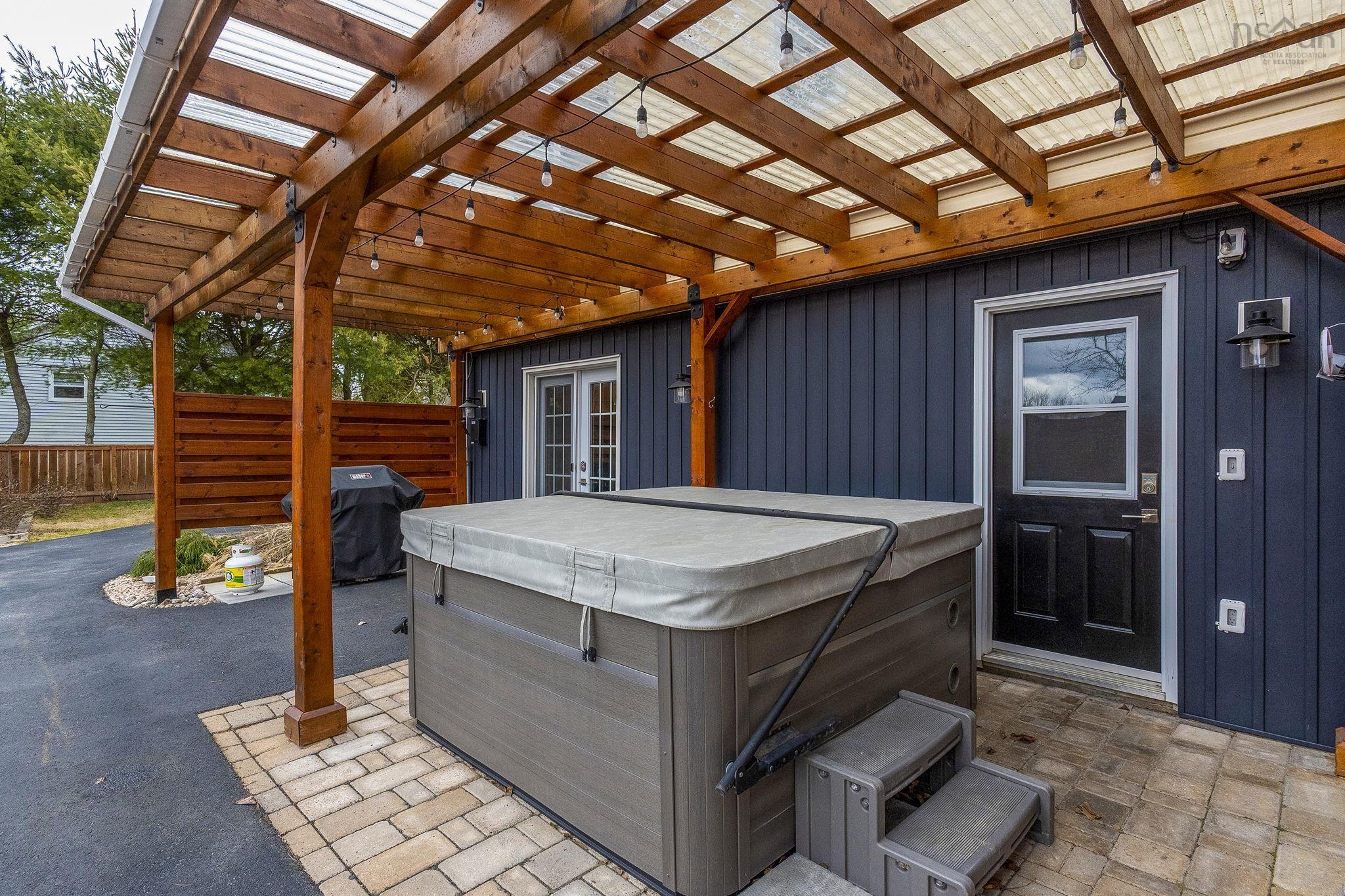 $475,000.00: 152B Orchard Street W, Berwick