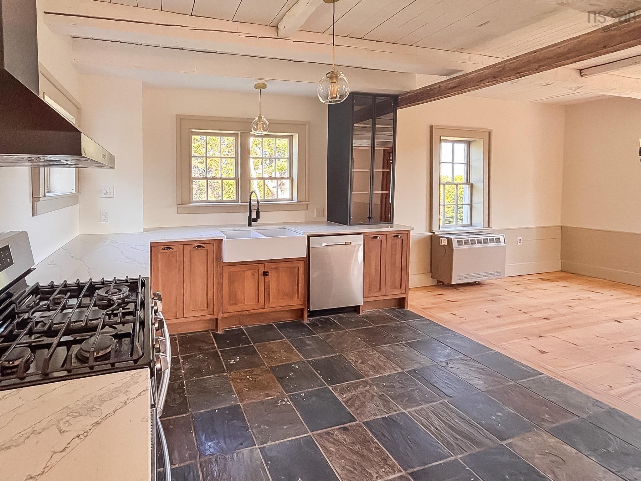 $625,000.00: 3228 Upper Branch Road, Upper Branch