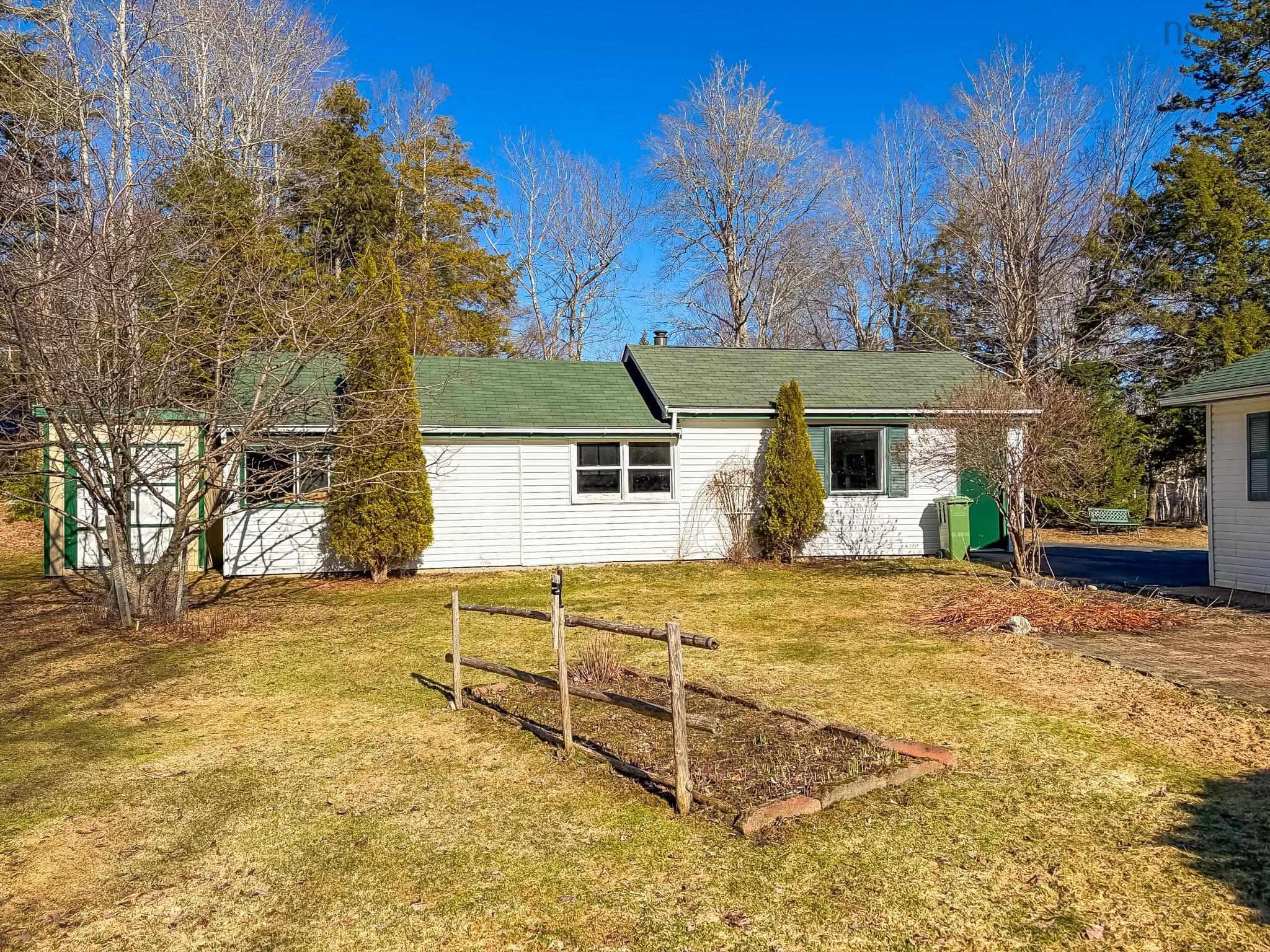 $349,000.00: 194 Knox Road, Baker Settlement
