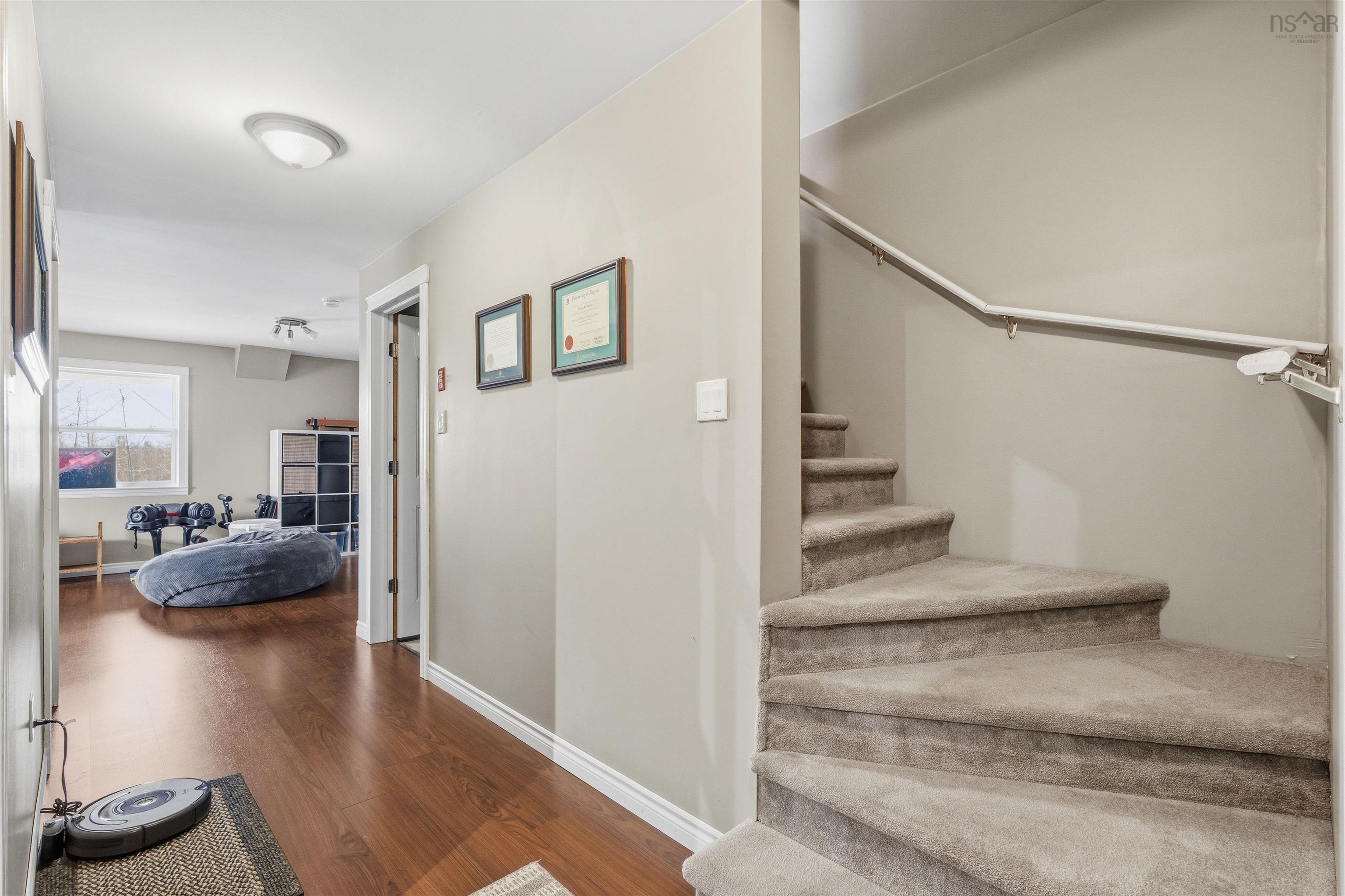 $749,900.00: 397 Hemlock Drive, Upper Tantallon