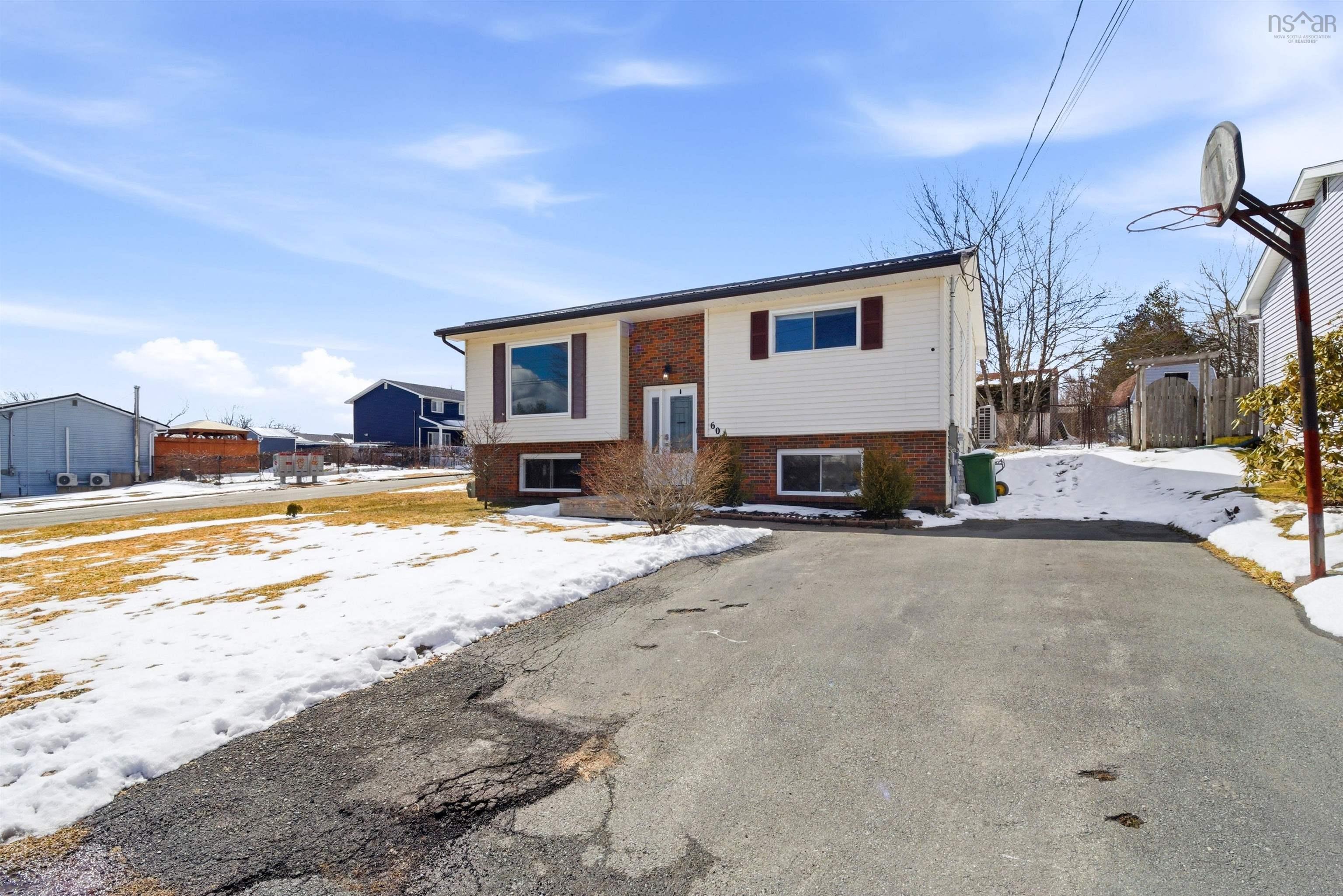 $477,000.00: 60 La Pierre Crescent, Dartmouth