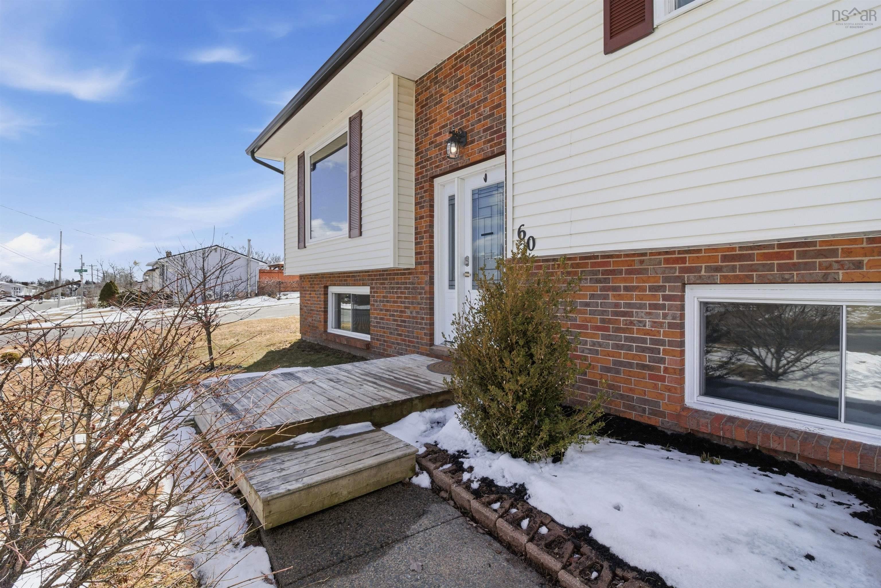 $477,000.00: 60 La Pierre Crescent, Dartmouth