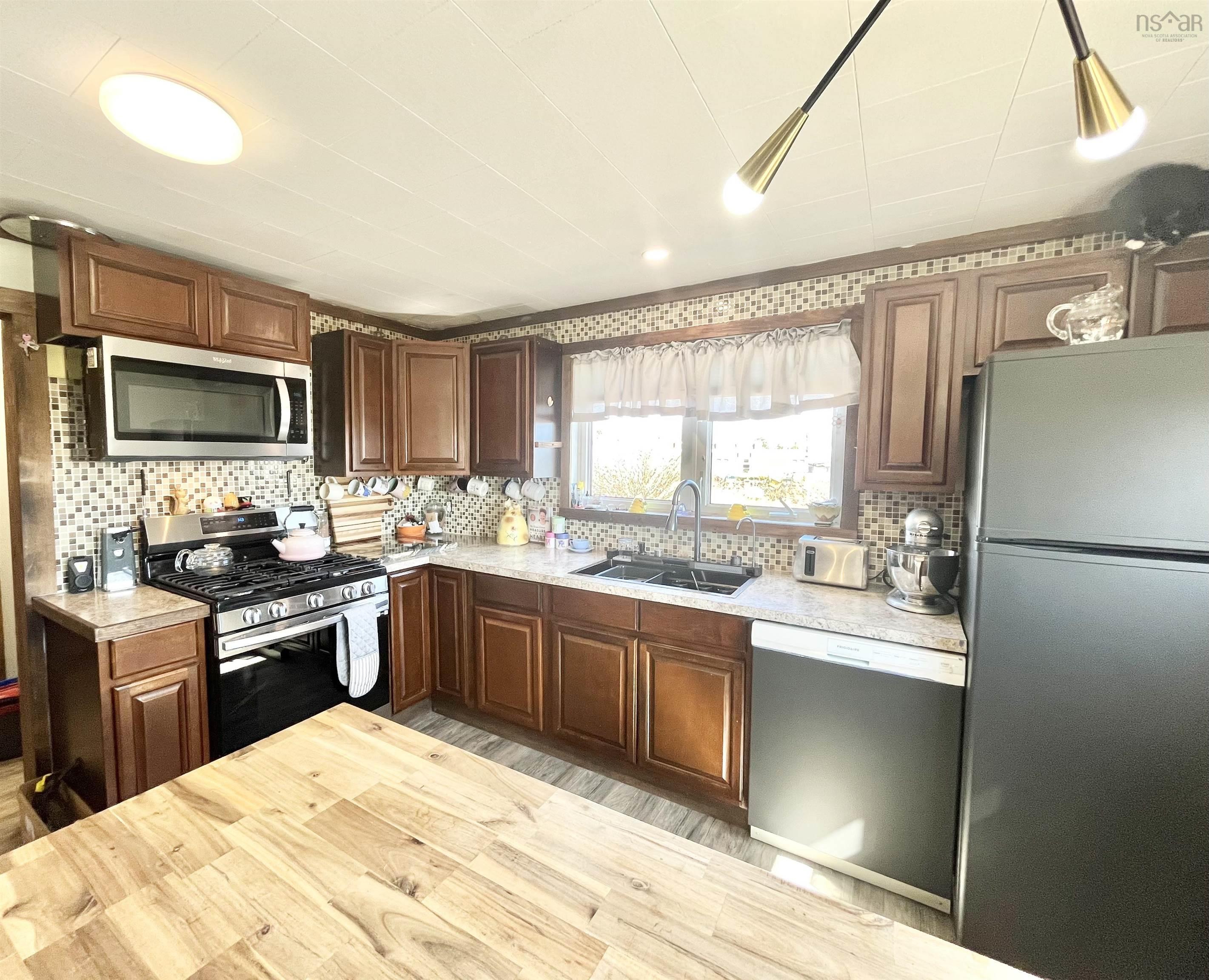 $209,000.00: 2645 Main Street, Clark