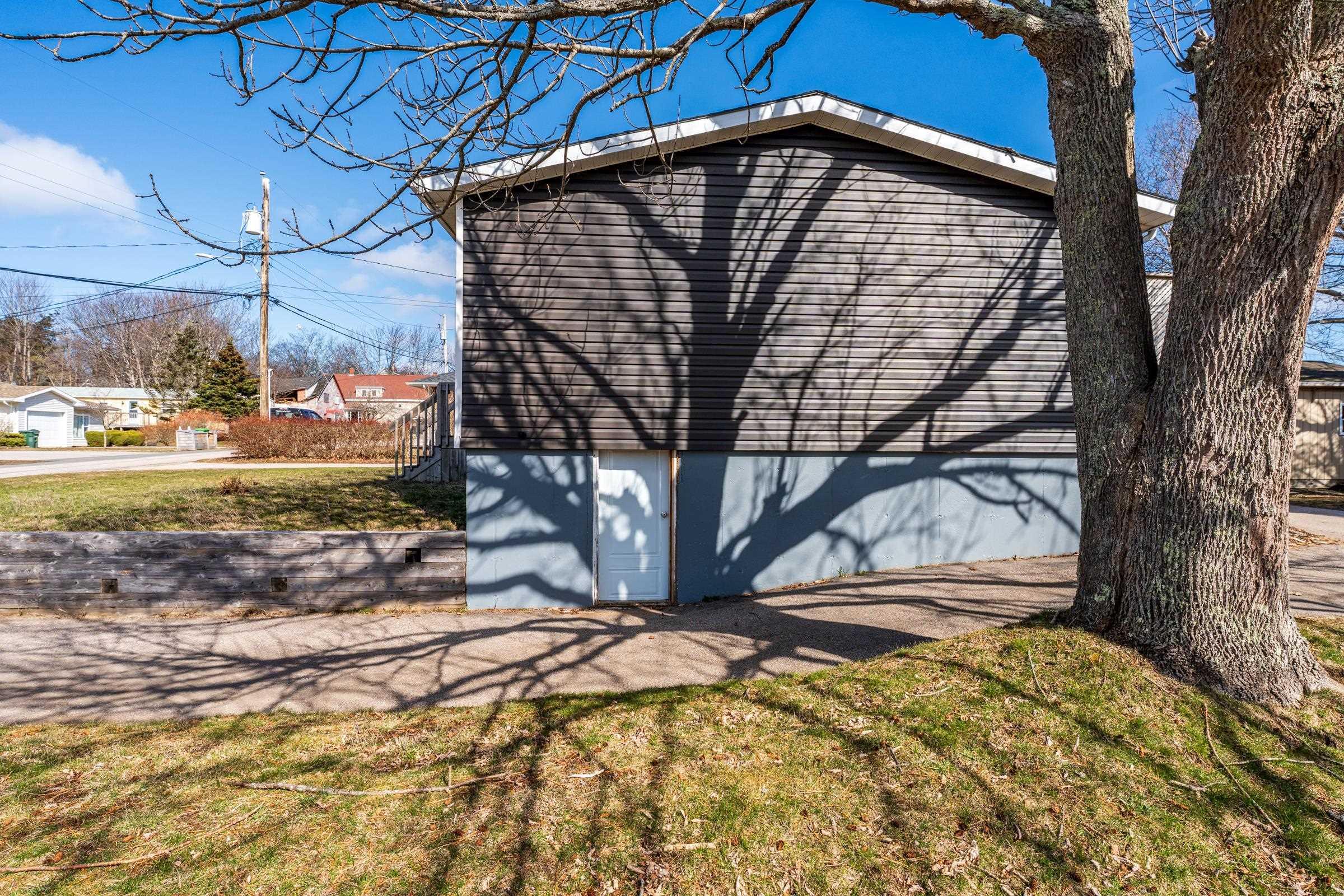 $375,000.00: 56 Second Avenue, Digby