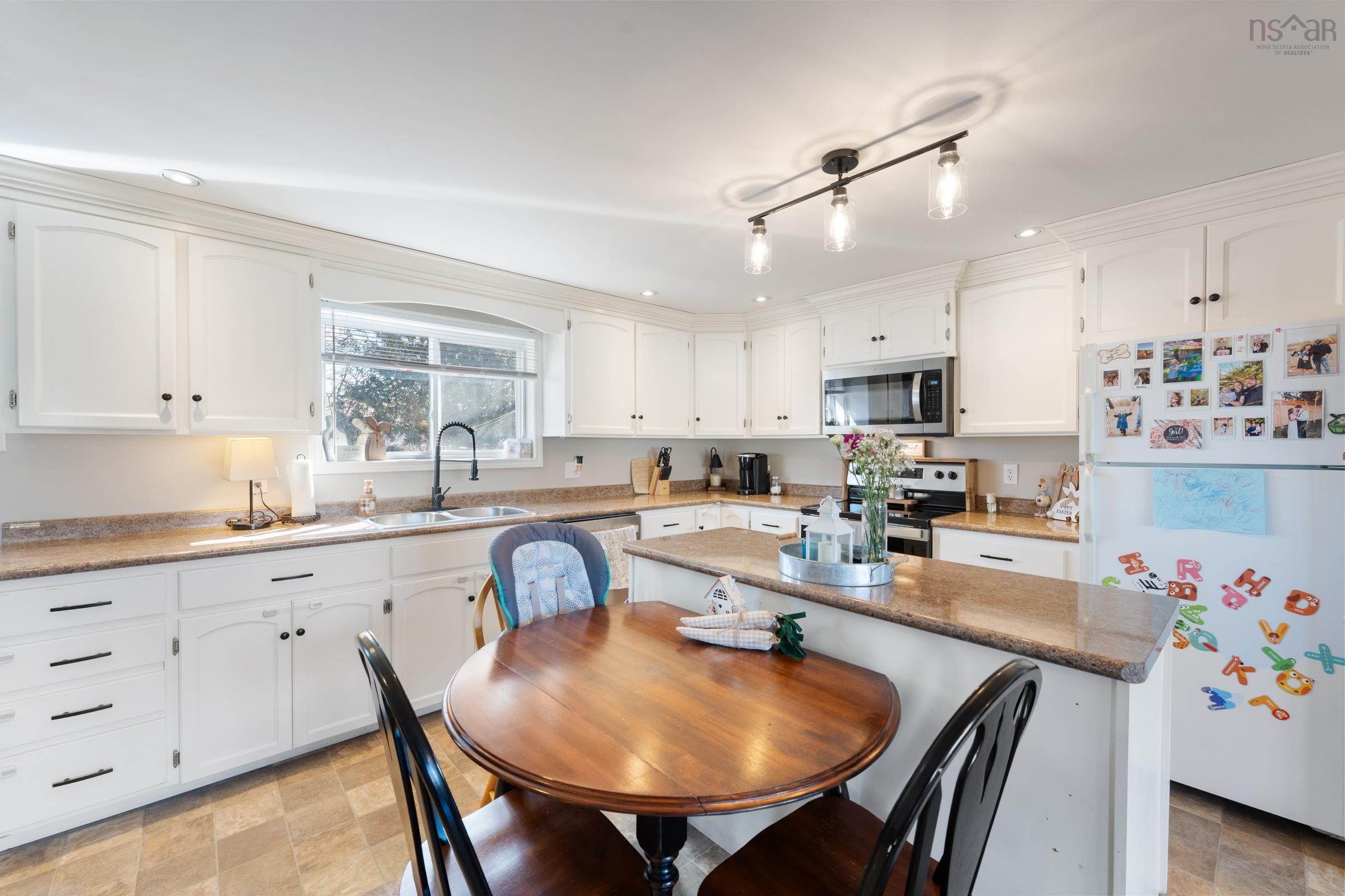 $375,000.00: 56 Second Avenue, Digby