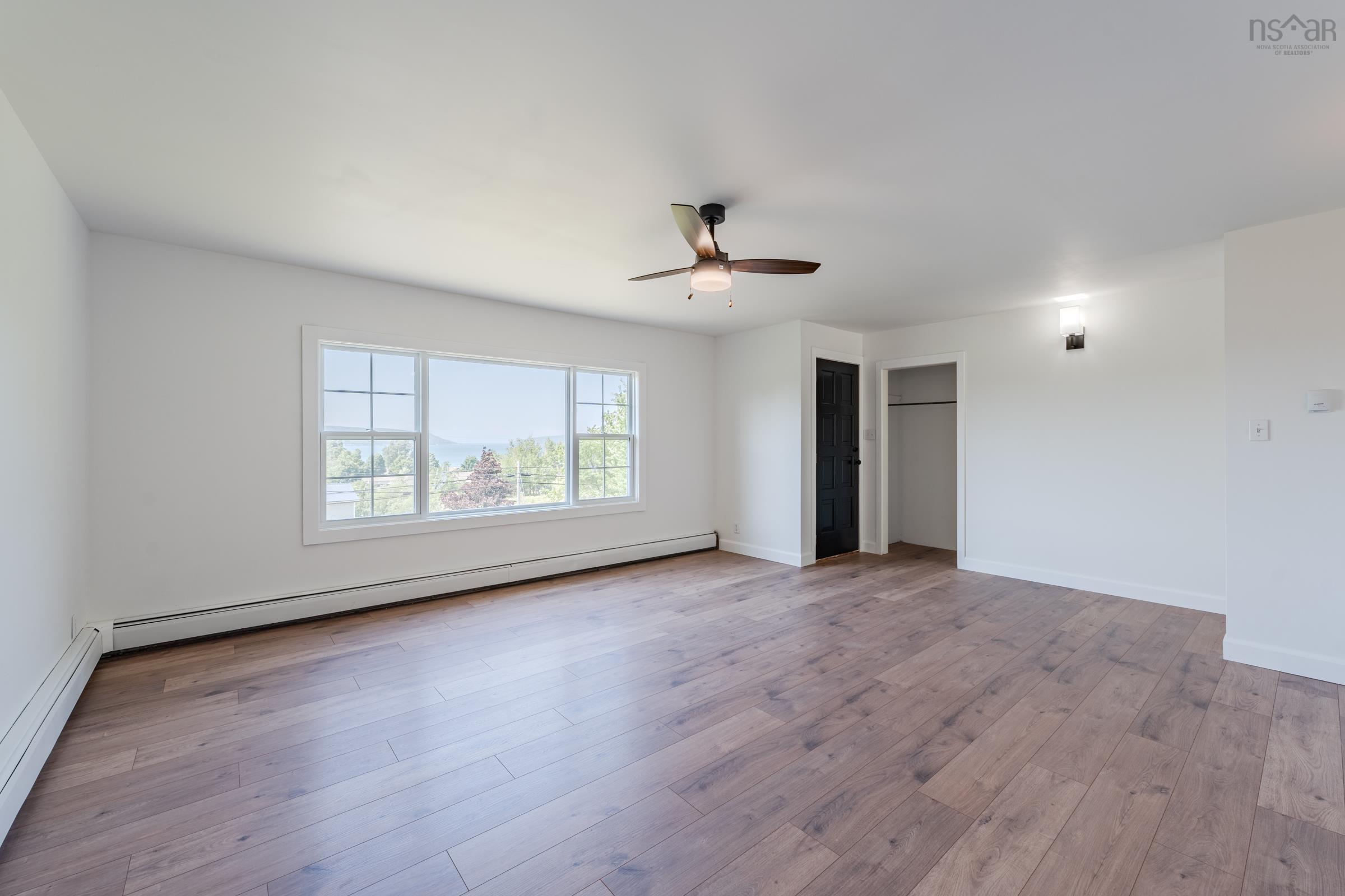 $299,000.00: 172 Highway 1, Smiths Cove