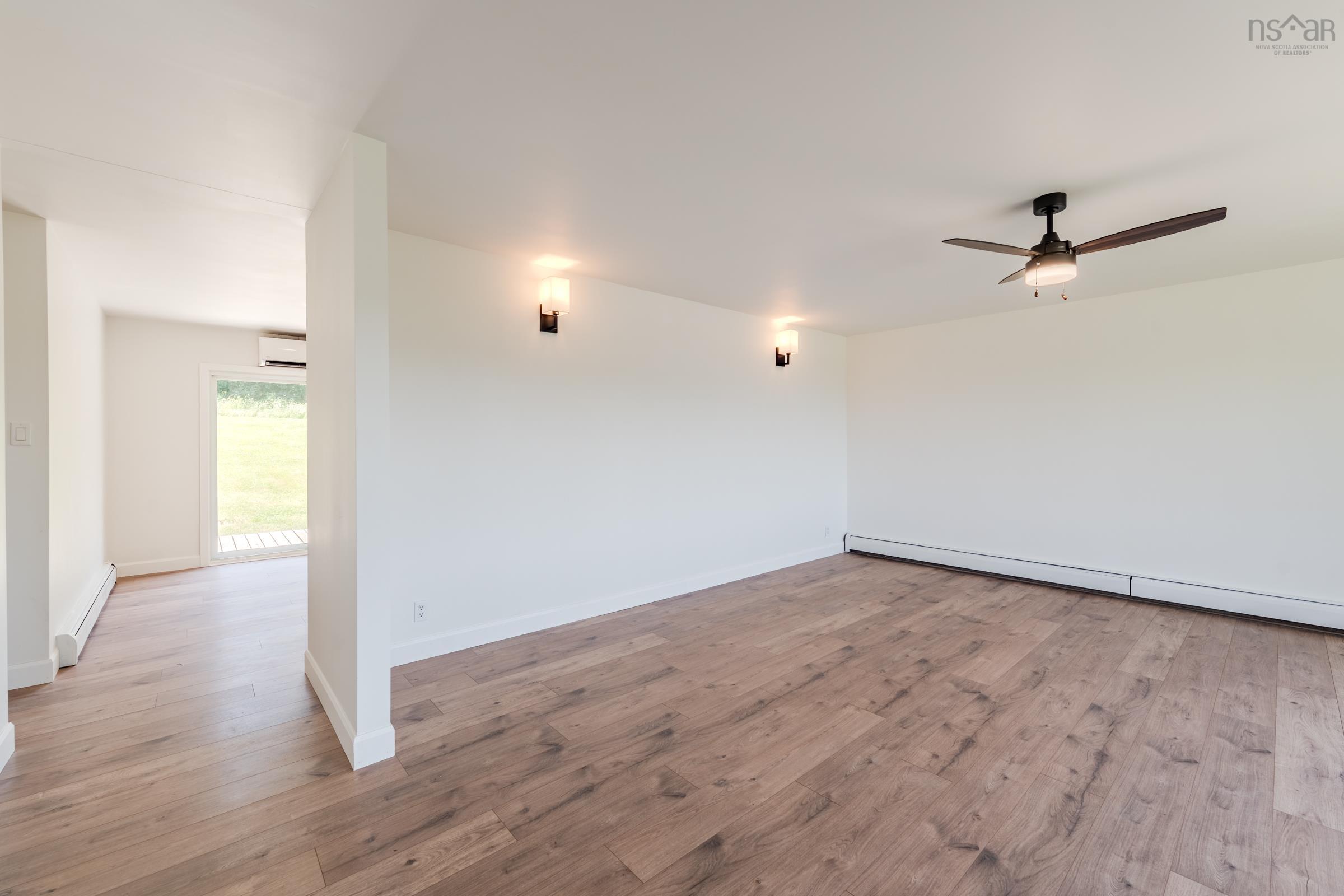 $299,000.00: 172 Highway 1, Smiths Cove