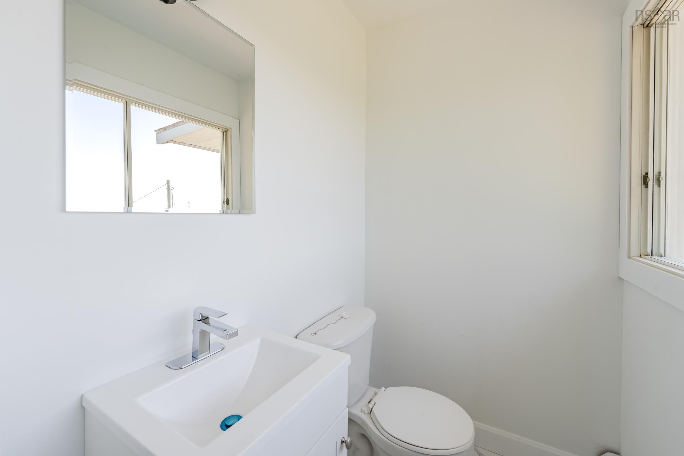 $299,000.00: 172 Highway 1, Smiths Cove