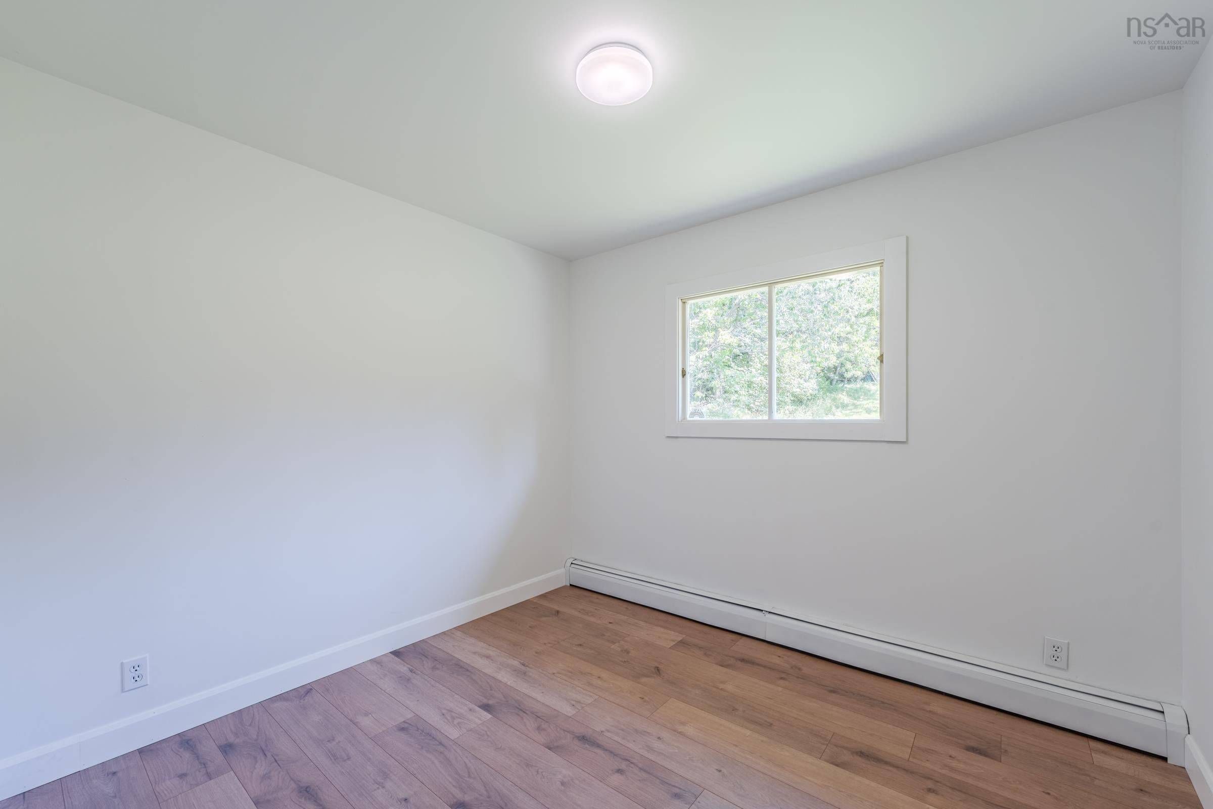 $299,000.00: 172 Highway 1, Smiths Cove