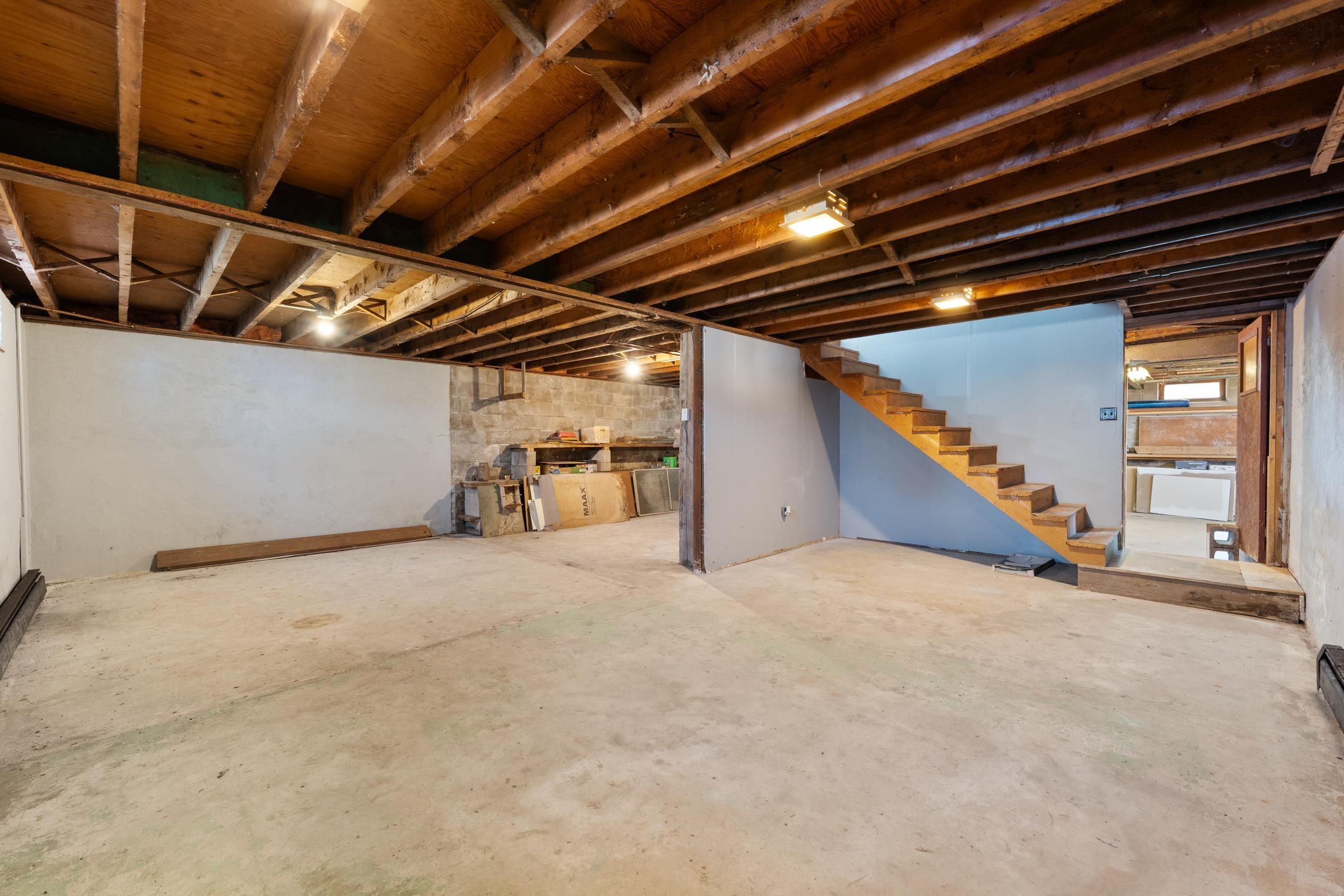 $299,000.00: 172 Highway 1, Smiths Cove
