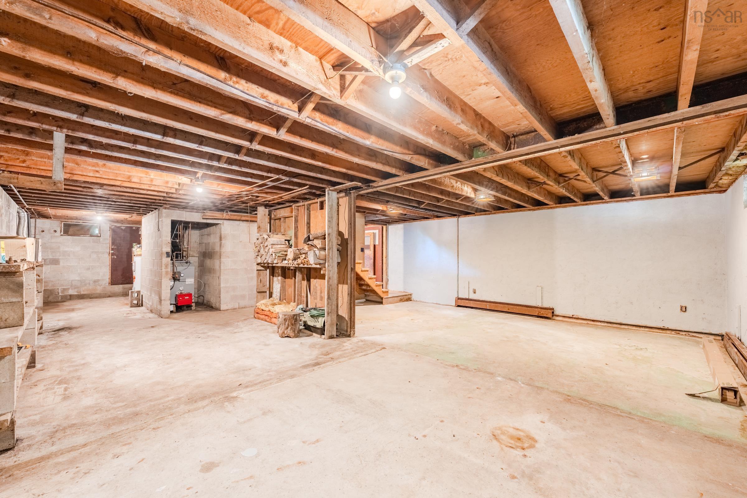 $299,000.00: 172 Highway 1, Smiths Cove