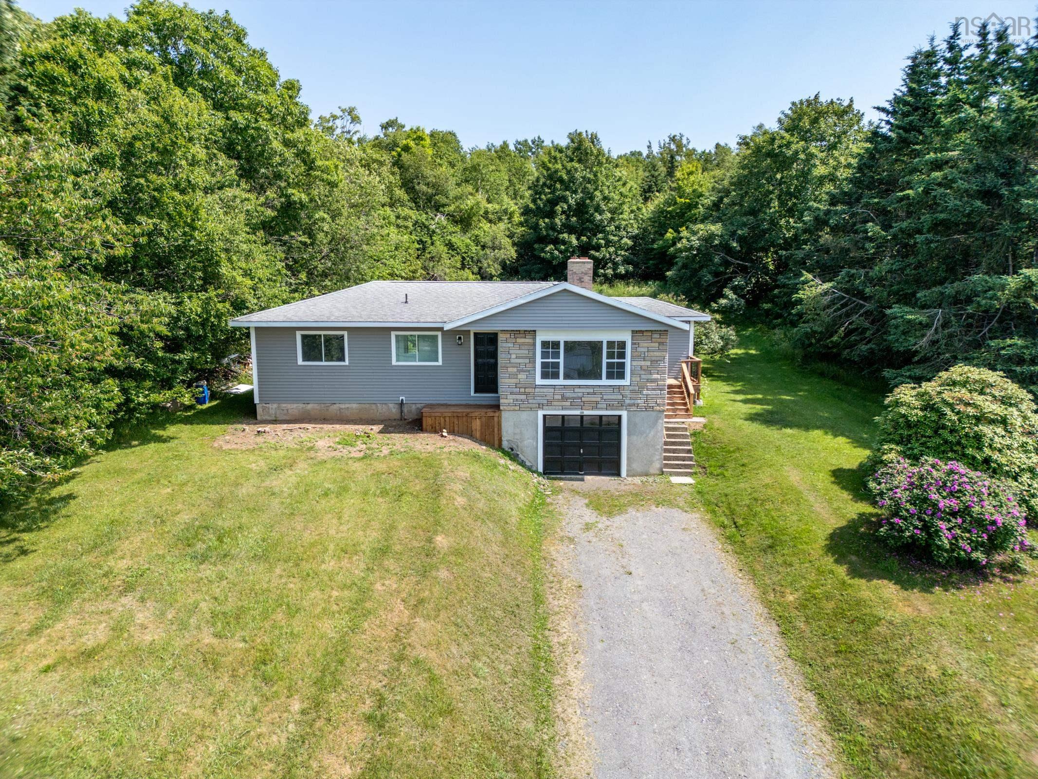 $299,000.00: 172 Highway 1, Smiths Cove