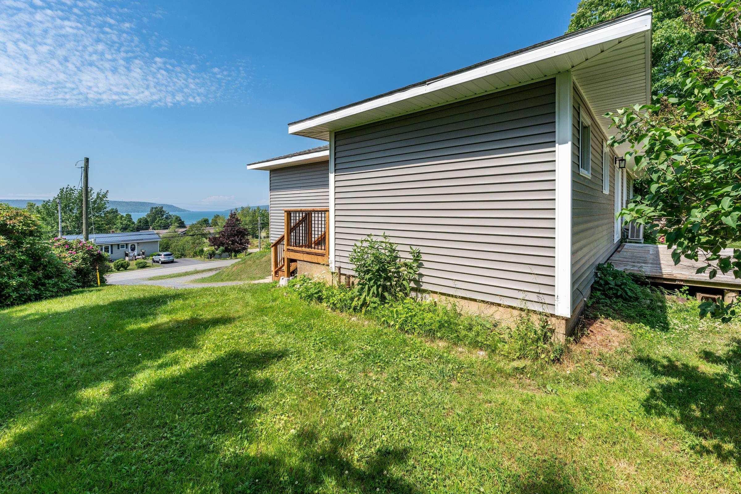 $299,000.00: 172 Highway 1, Smiths Cove