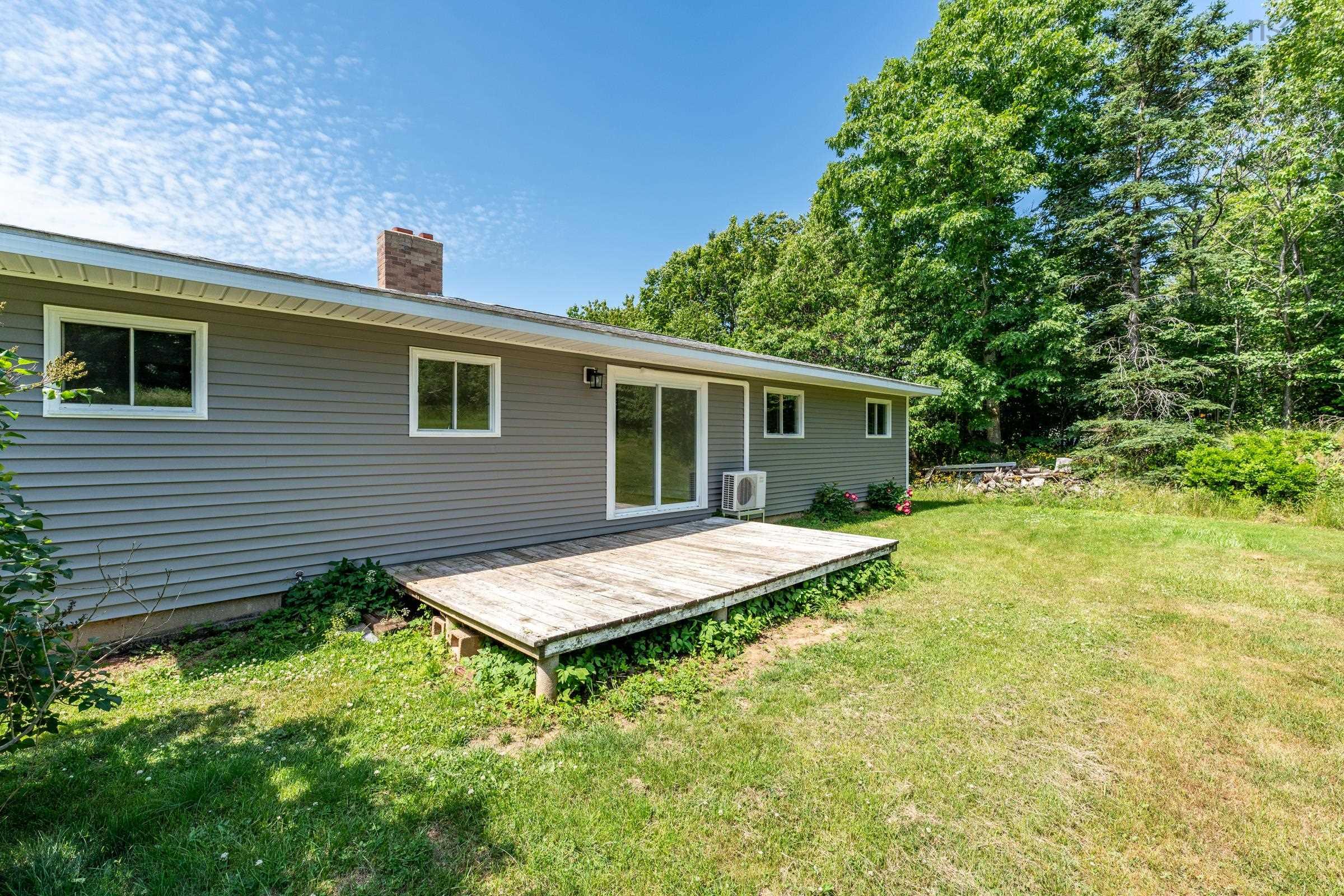 $299,000.00: 172 Highway 1, Smiths Cove